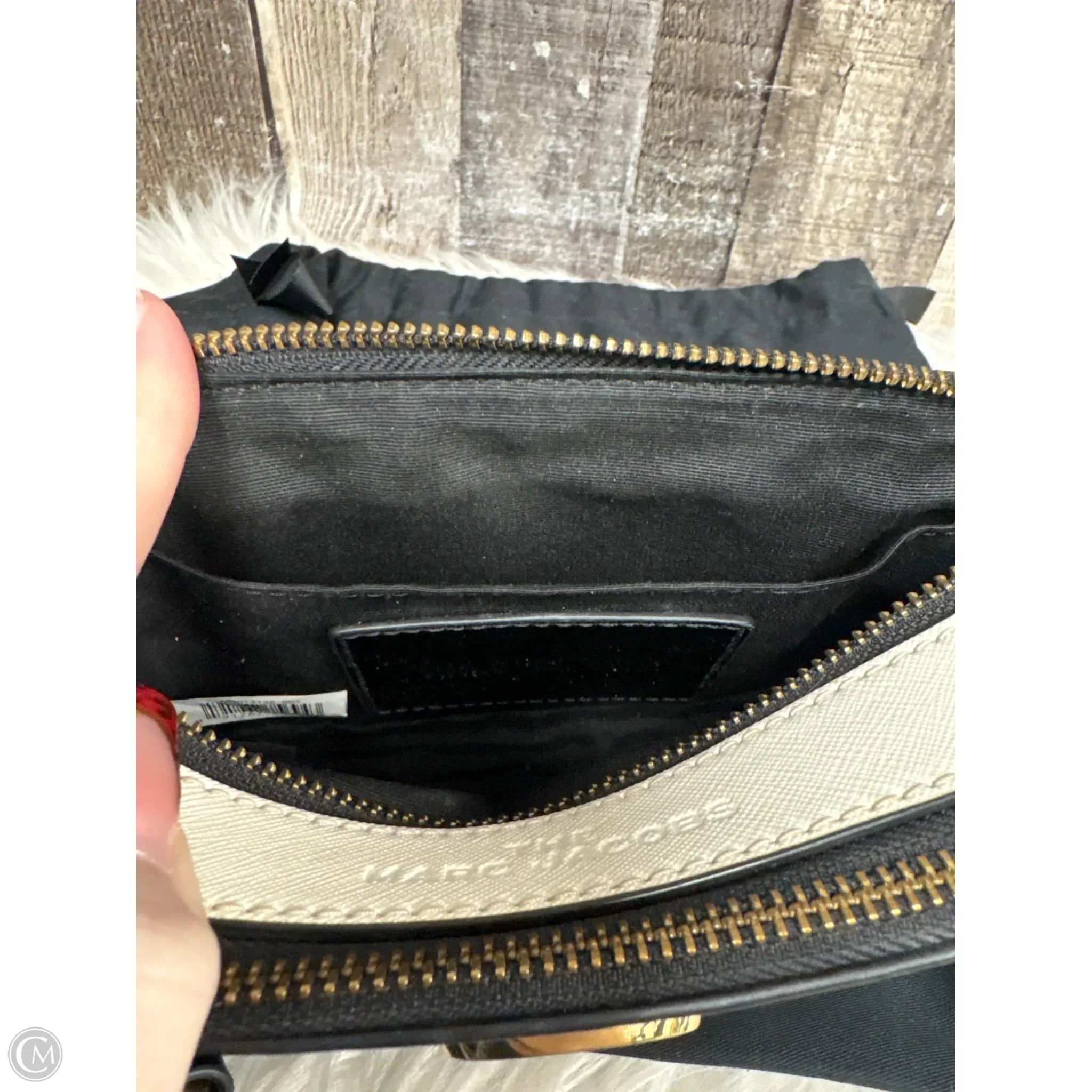 Crossbody Luxury Designer By Marc Jacobs, Size: Medium