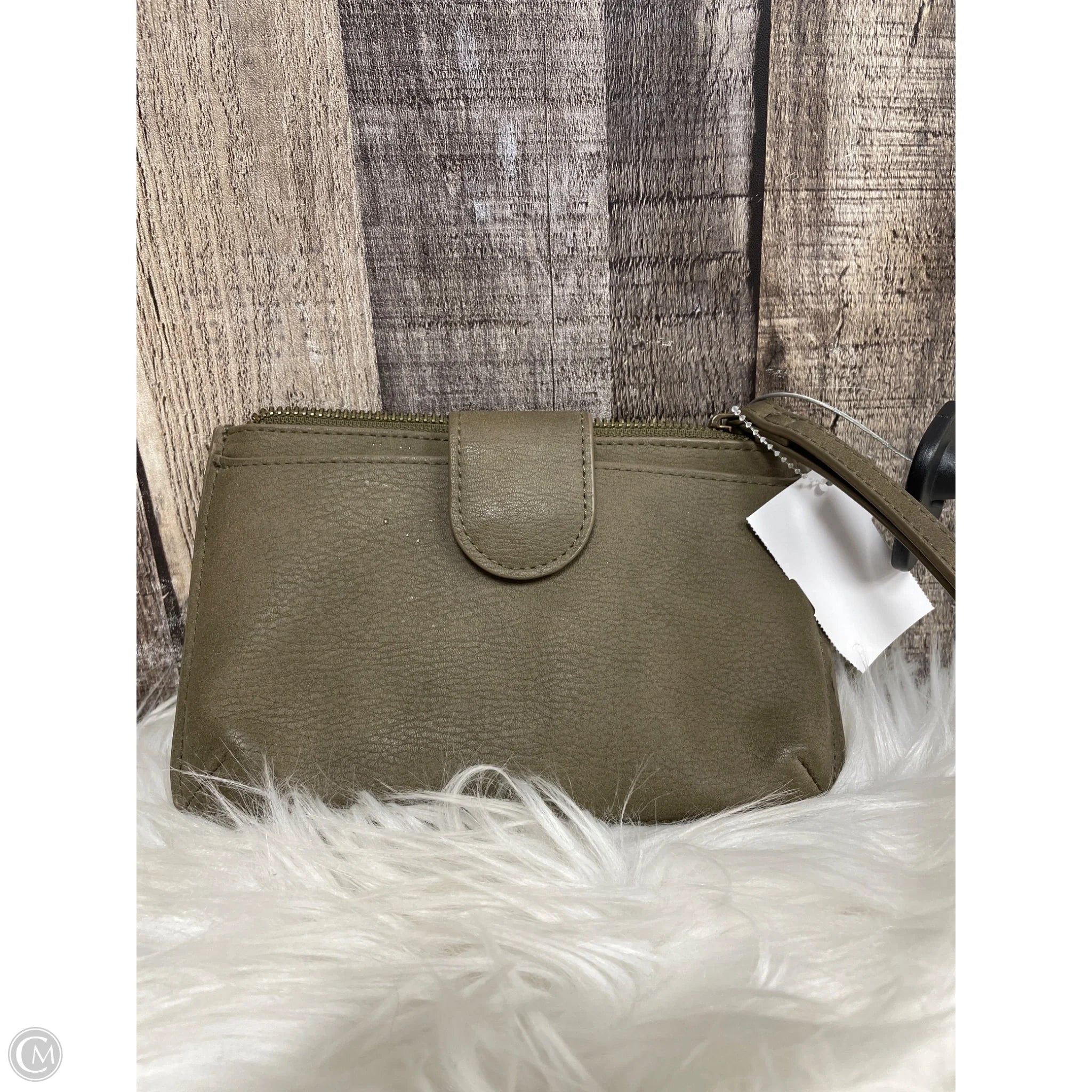 Wristlet By Universal Thread, Size: Small