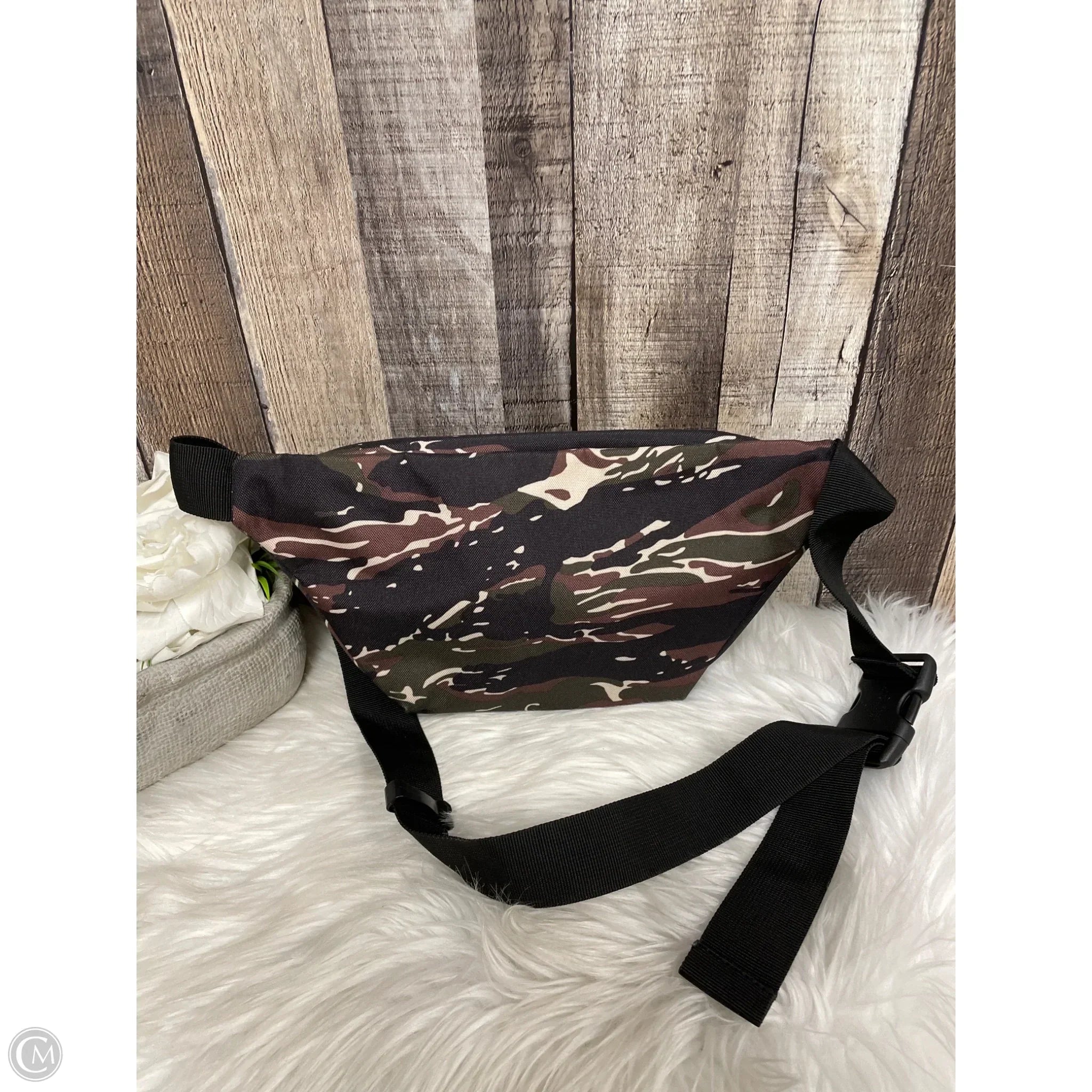 Belt Bag By Herschel, Size: Large