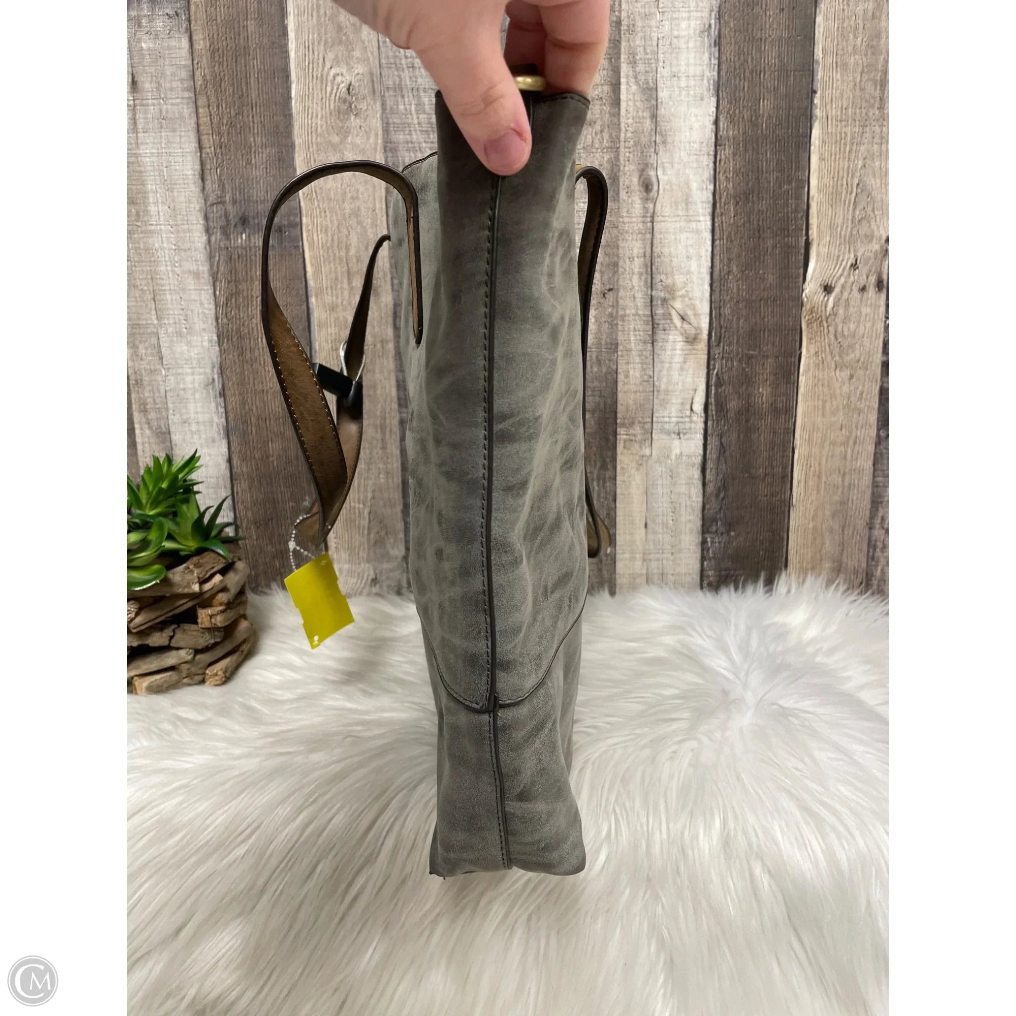 Tote By Joy Susan, Size: Large