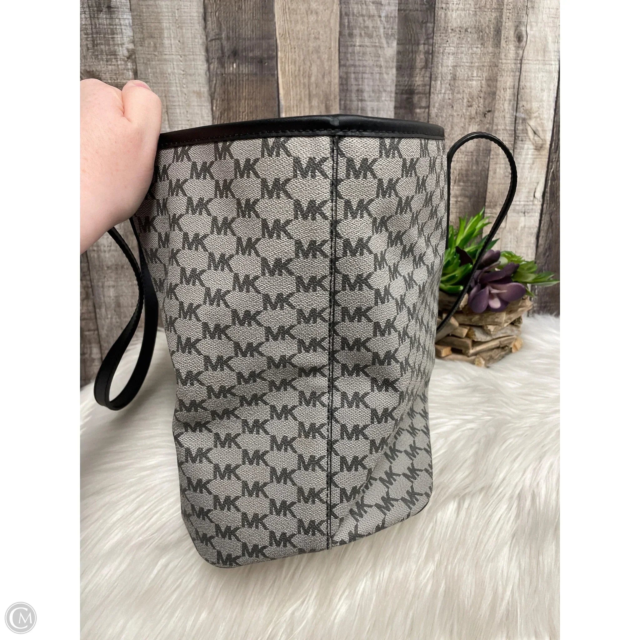Tote Designer By Michael Kors, Size: Large