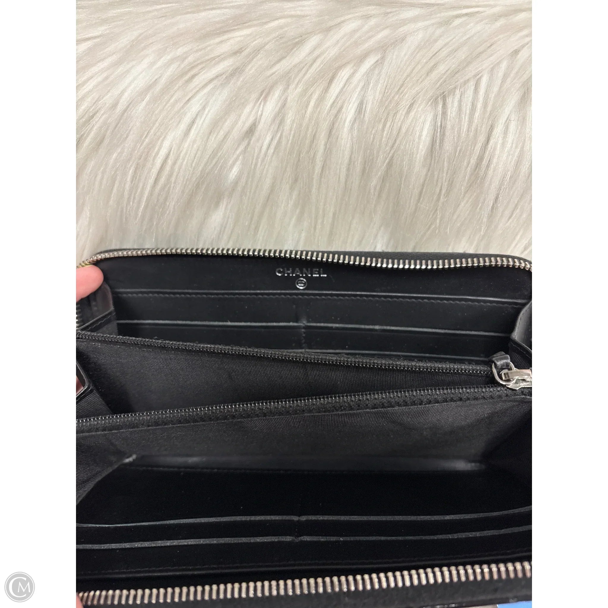 Wallet Luxury Designer By Chanel, Size: Large
