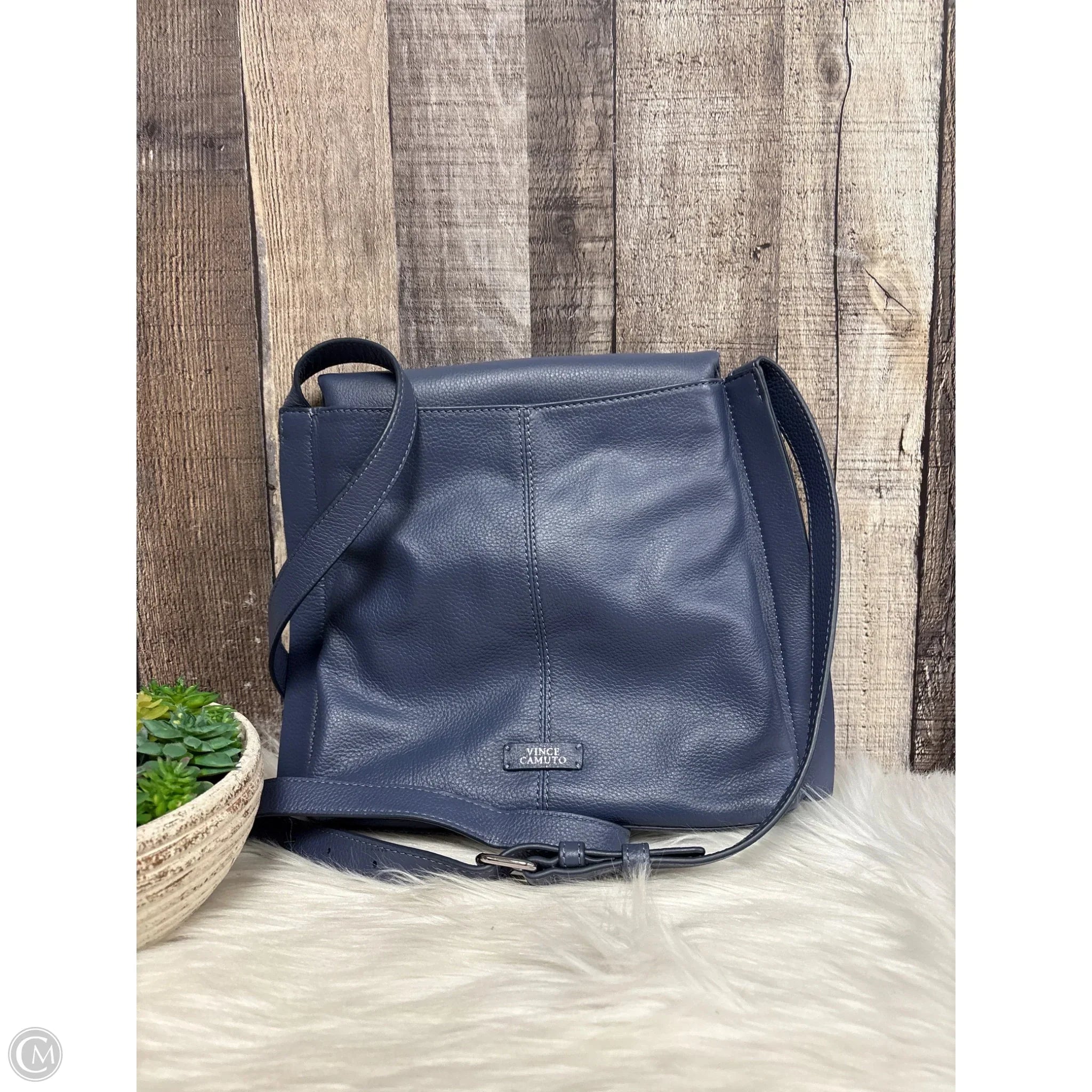 Crossbody Leather By Vince Camuto, Size: Medium