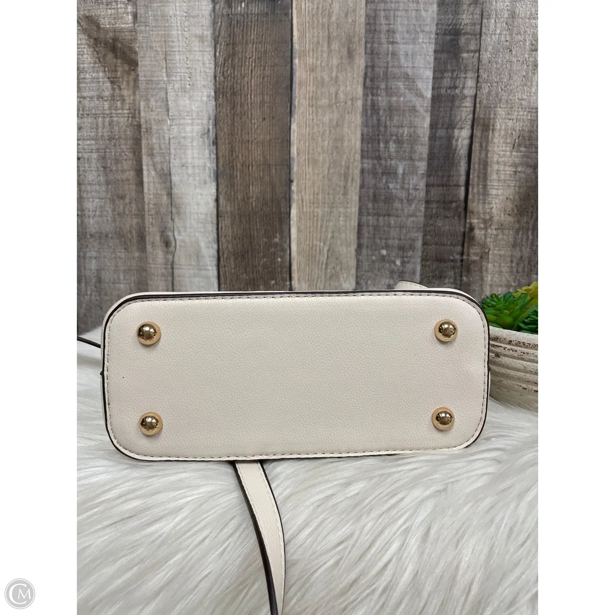 Crossbody By Cmf, Size: Small