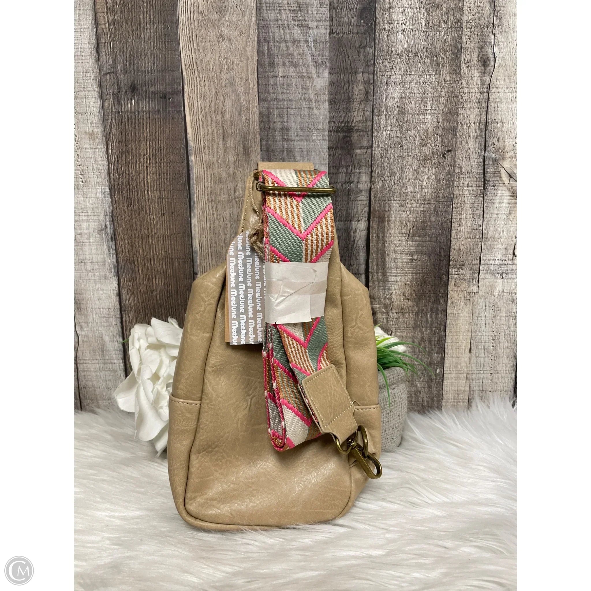 Crossbody By Cme, Size: Medium