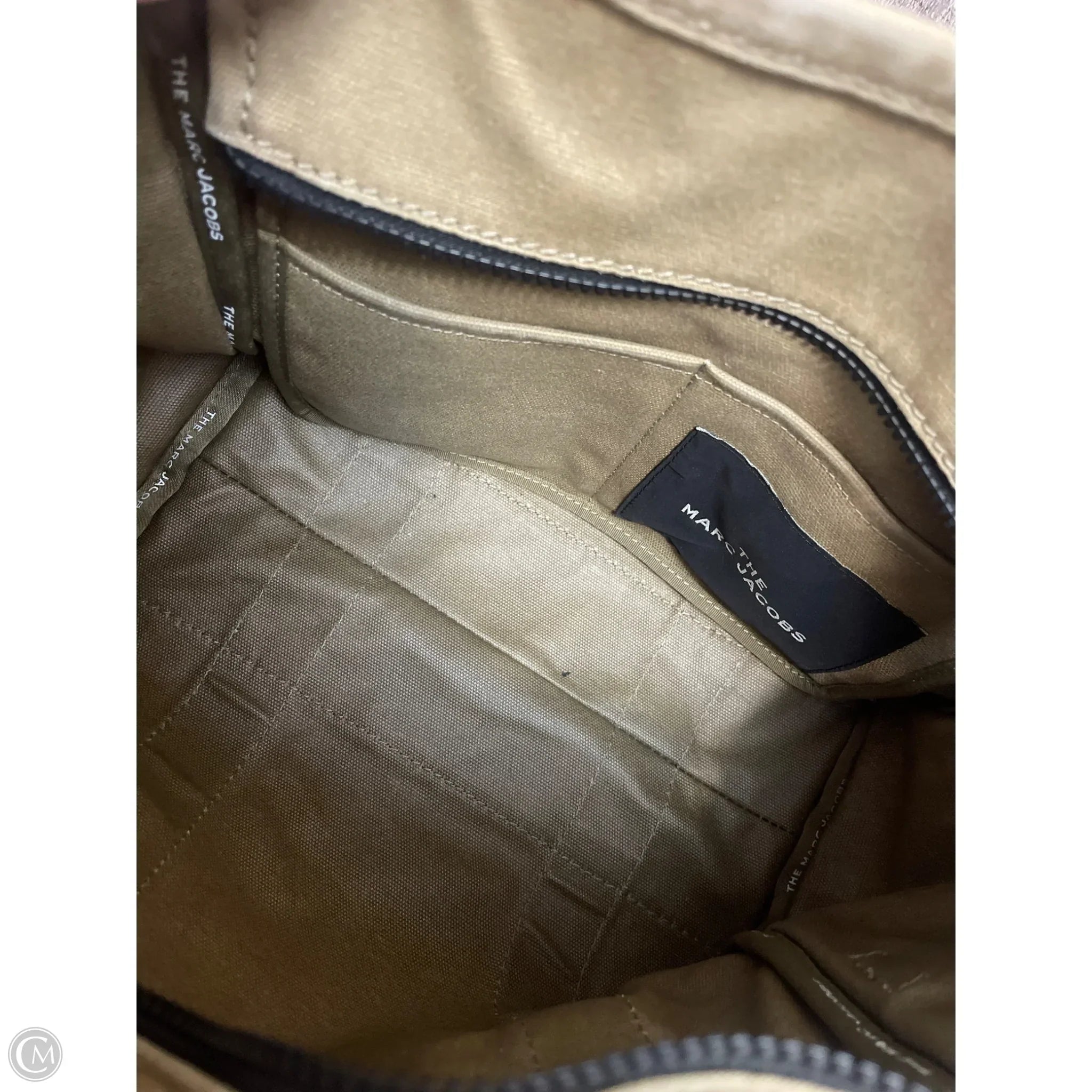 Crossbody Designer By Marc Jacobs, Size: Large