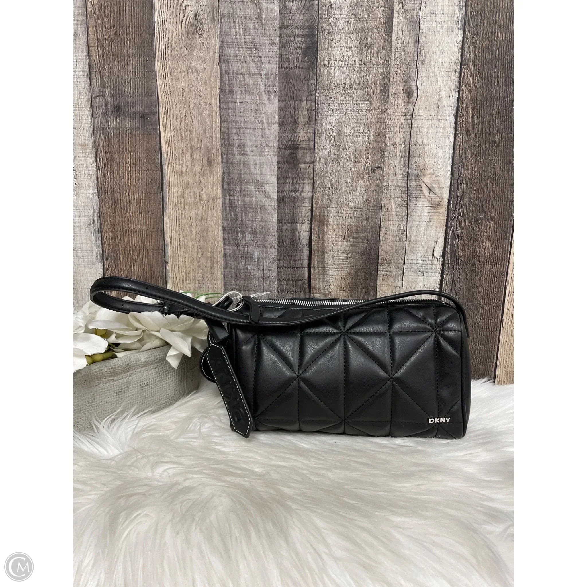 Handbag By Dkny, Size: Medium
