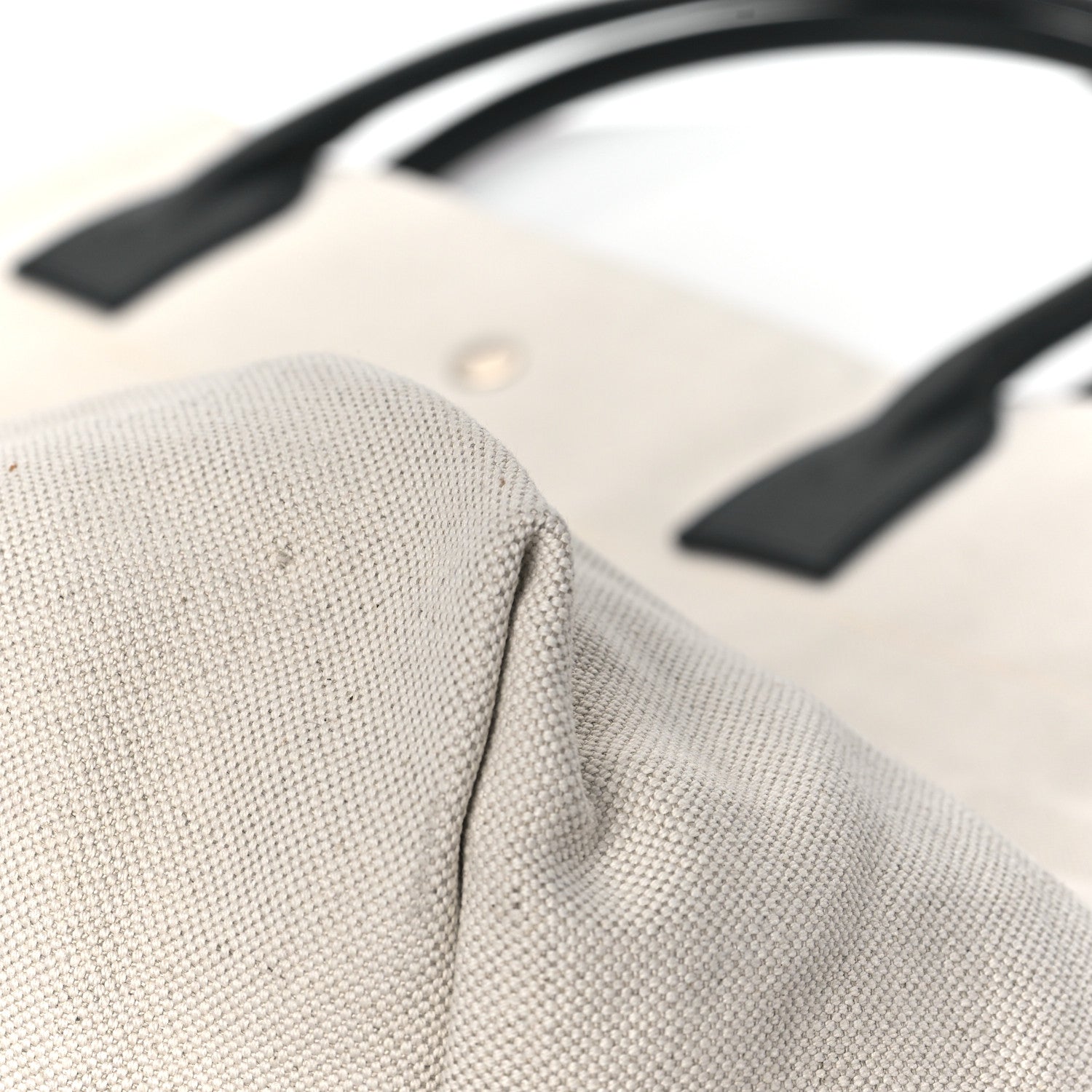 Linen Calfskin Rive Gauche Maxi Tote Grege et Noir