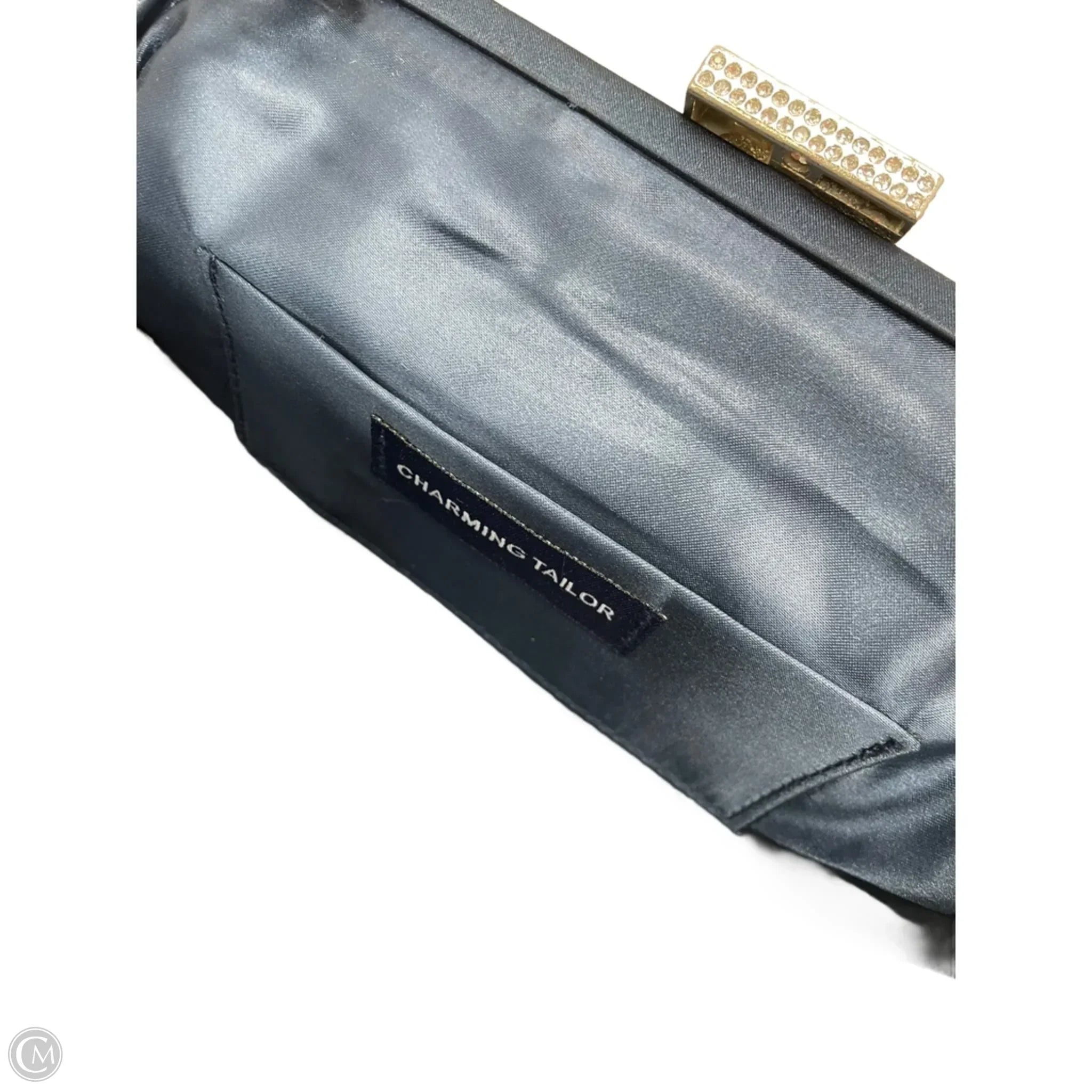 Clutch By Clothes Mentor, Size: Small