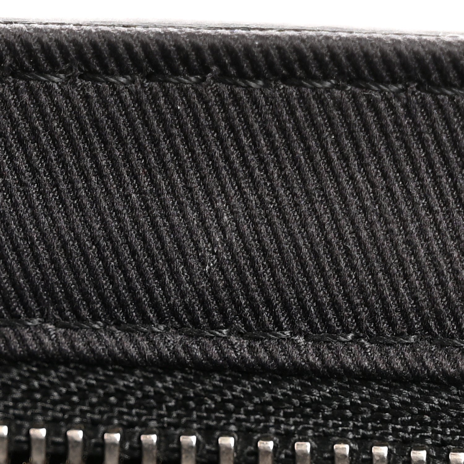 Taiga Roman PM Messenger Black