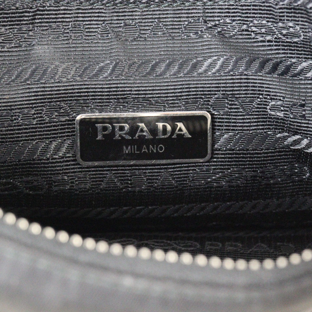 Prada Re-Edition 2005 Tessuto Shoulder Bag