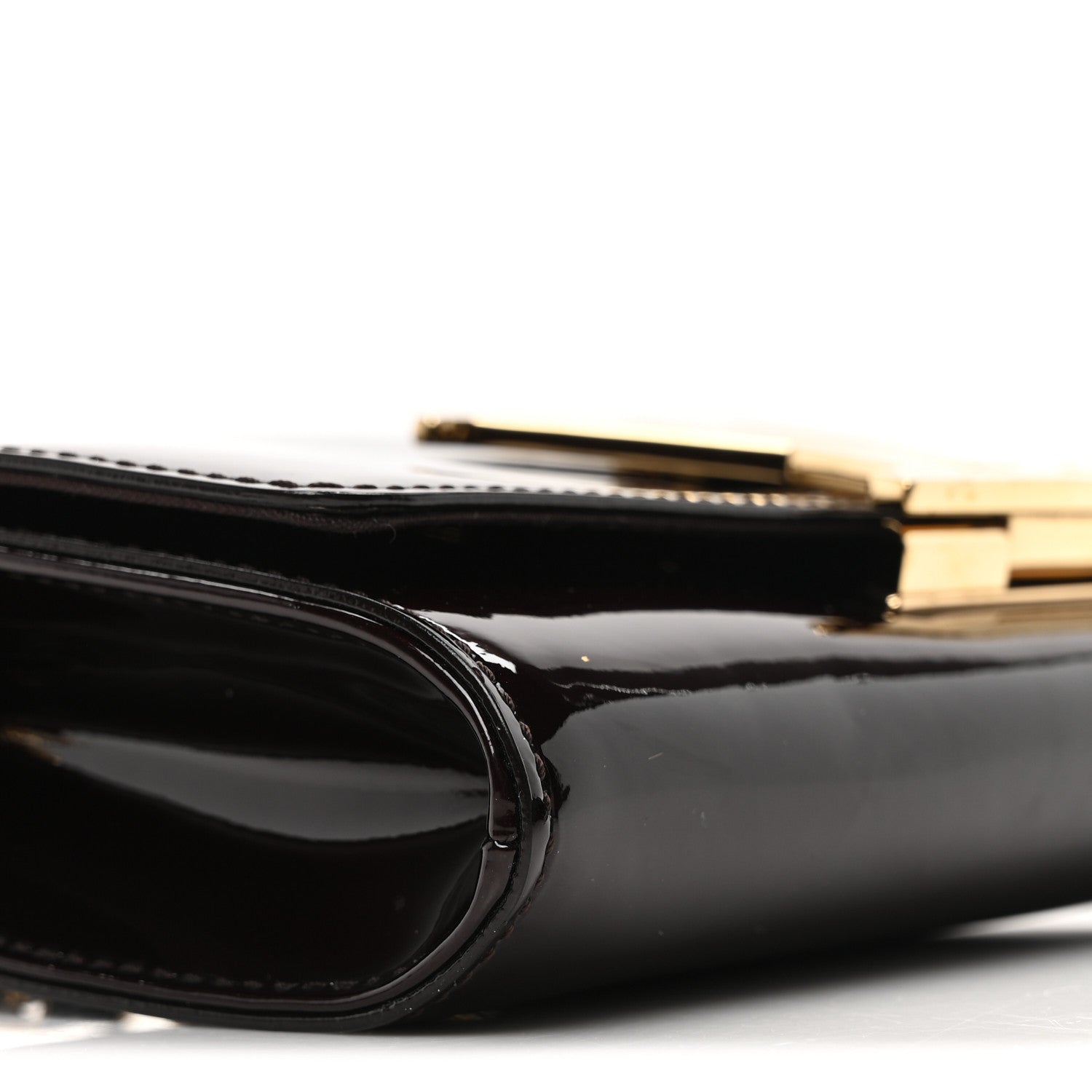 Patent Louise GM Chain Clutch Amarante