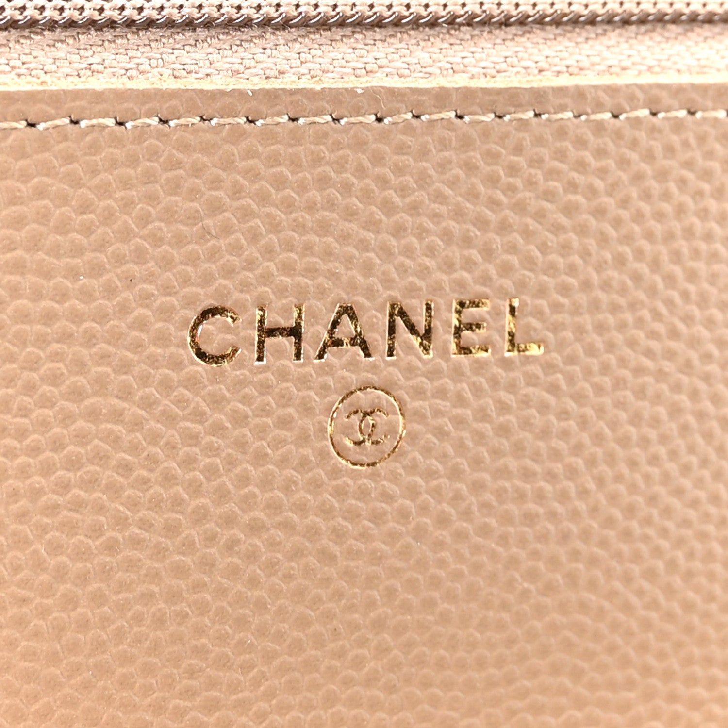 Caviar Quilted Wallet on Chain WOC Beige