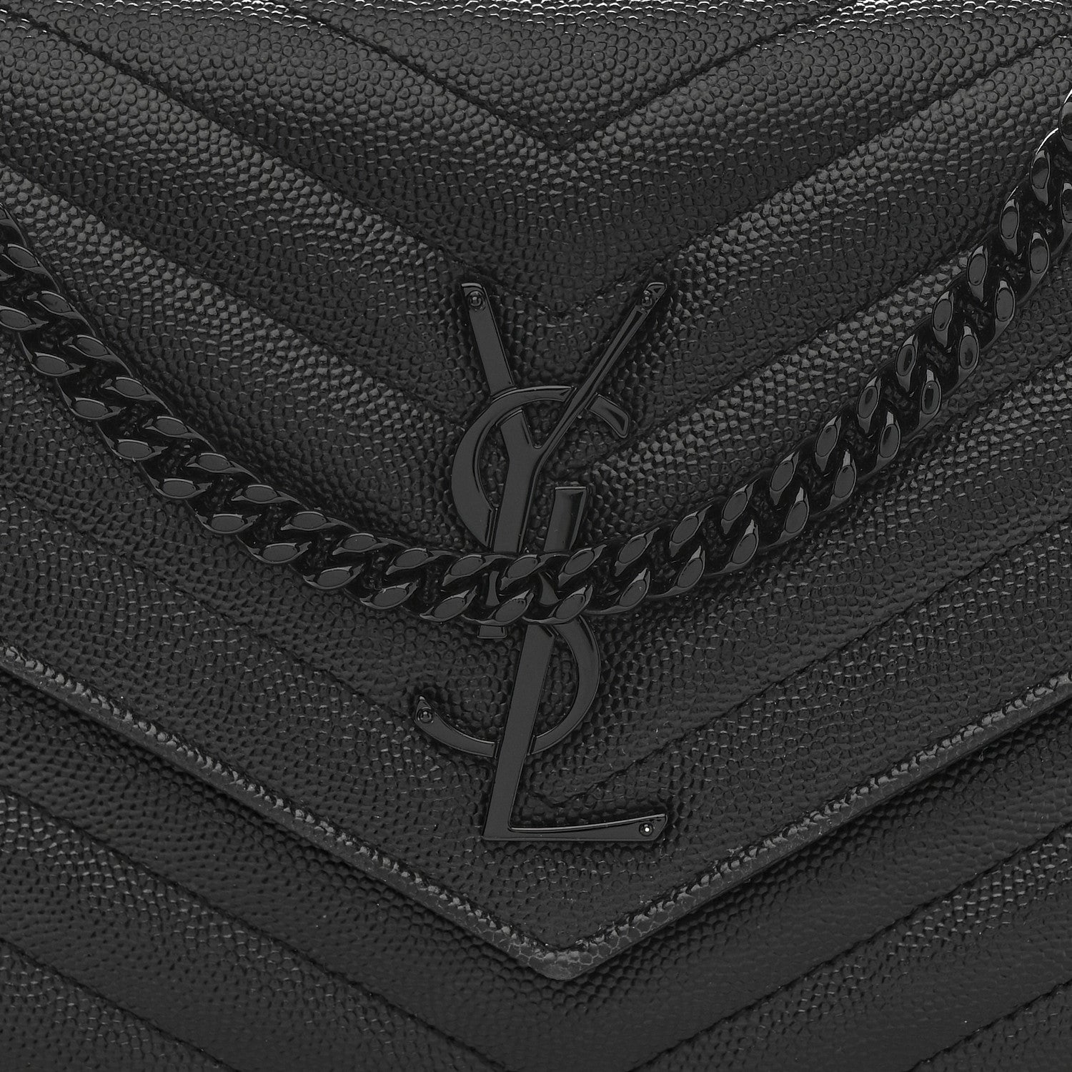 Grain De Poudre Matelasse Chevron Monogram Monochrome Chain Wallet Black