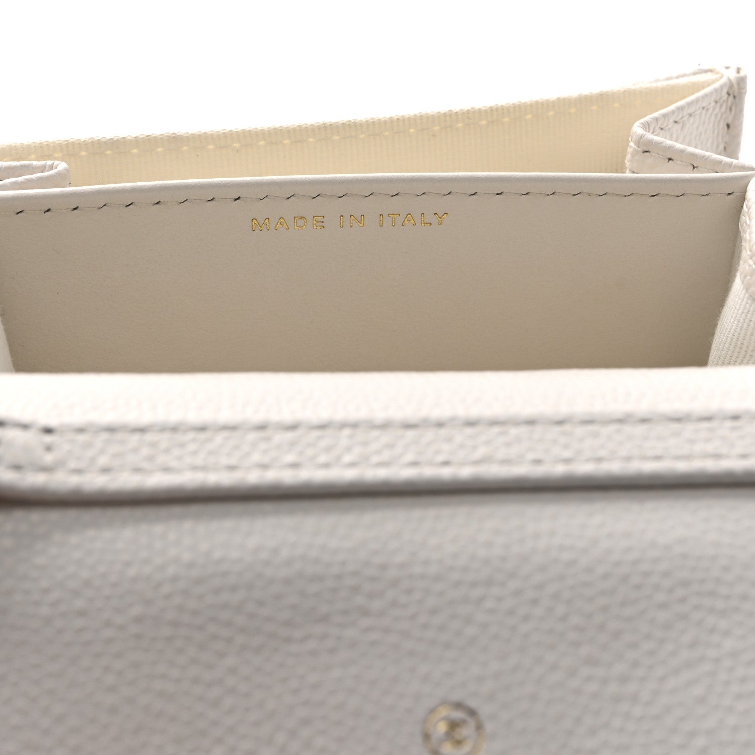Caviar Quilted Flap Card Holder On Chain White