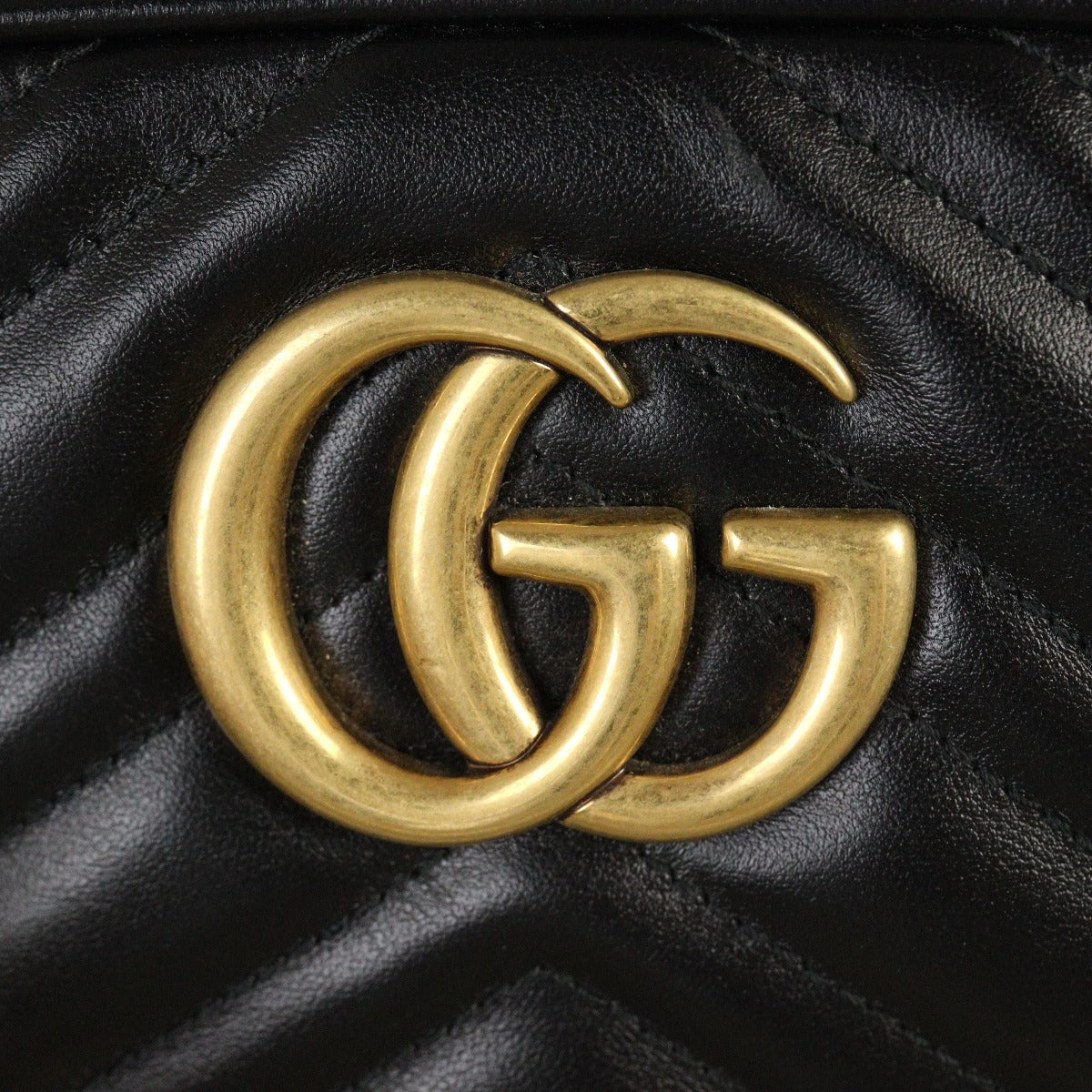 Gucci GG Marmont Small Camera Bag