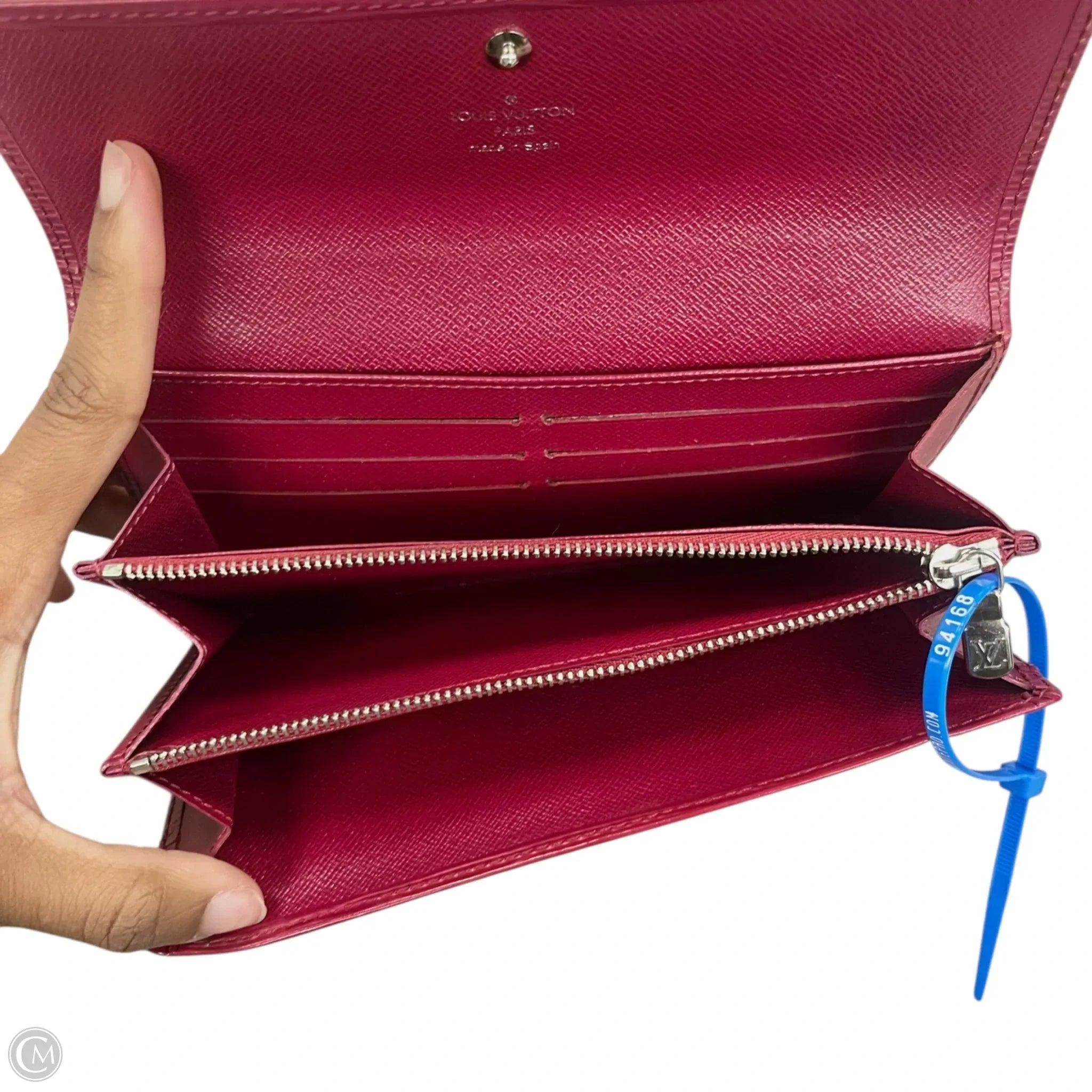 Wallet Luxury Designer By Louis Vuitton, Size: Medium