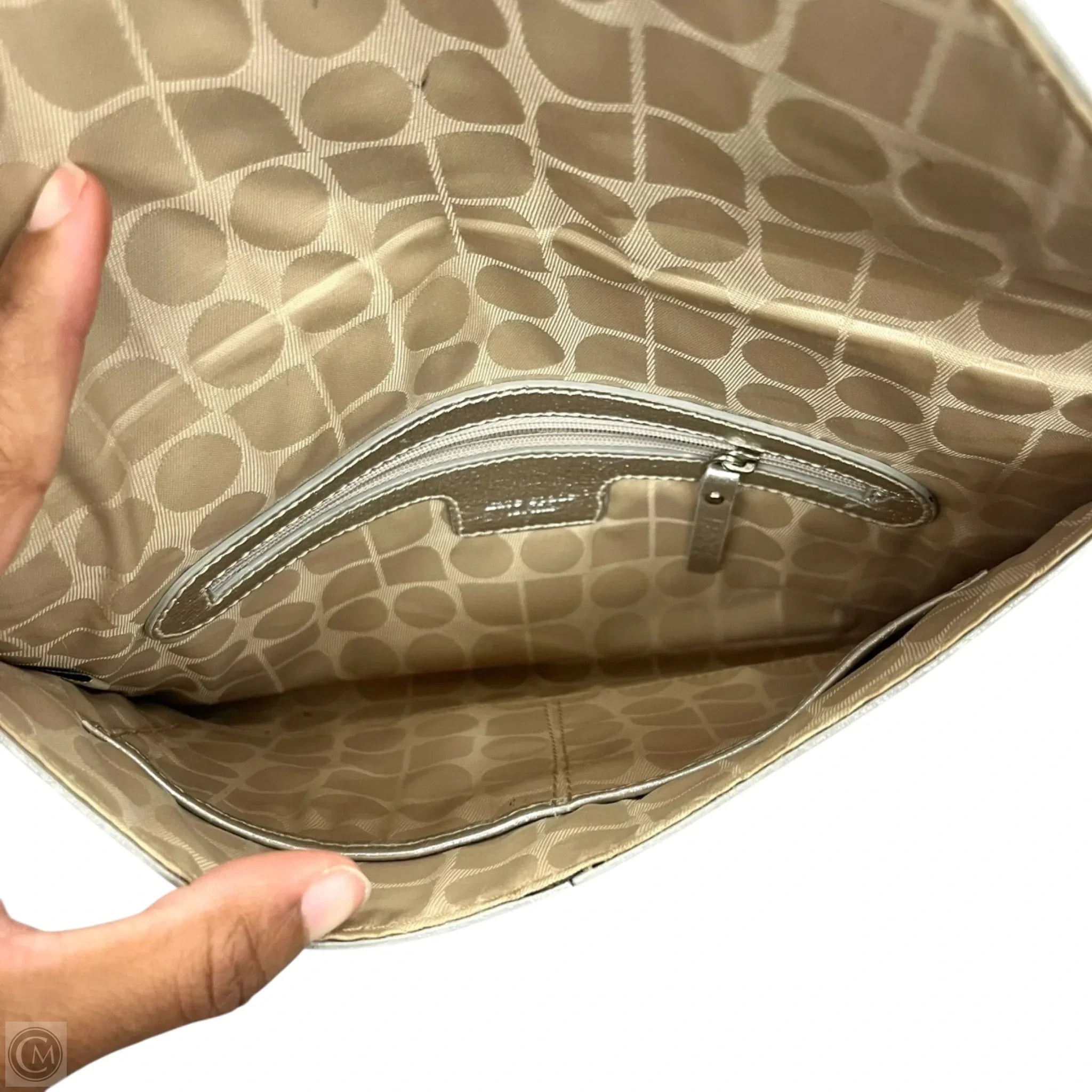 Clutch Designer By Kate Spade, Size: Small