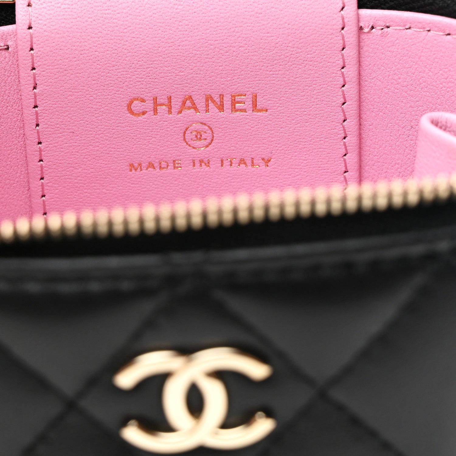 Lambskin Quilted Top Handle Mini Vanity Case With Chain Black Pink