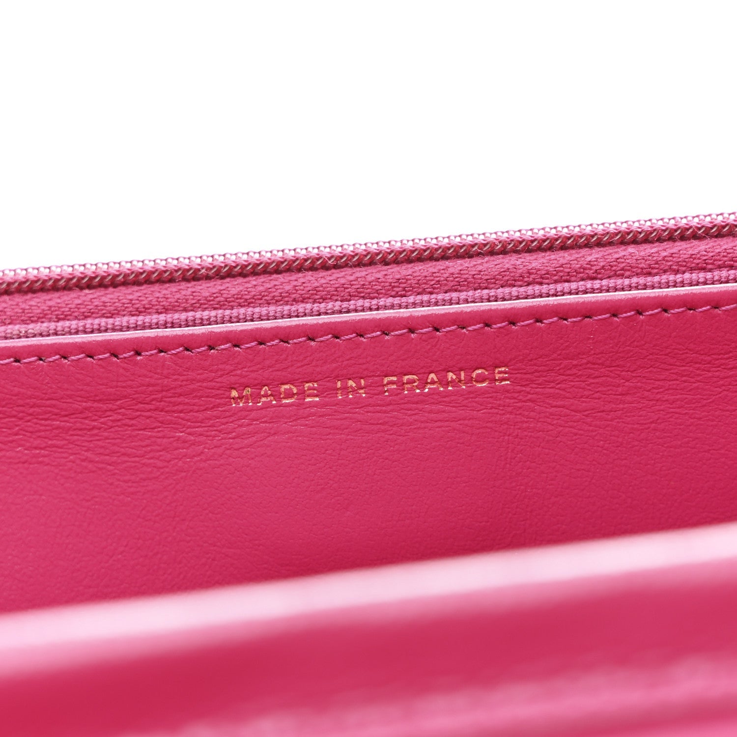 Caviar Quilted Wallet On Chain WOC Dark Pink