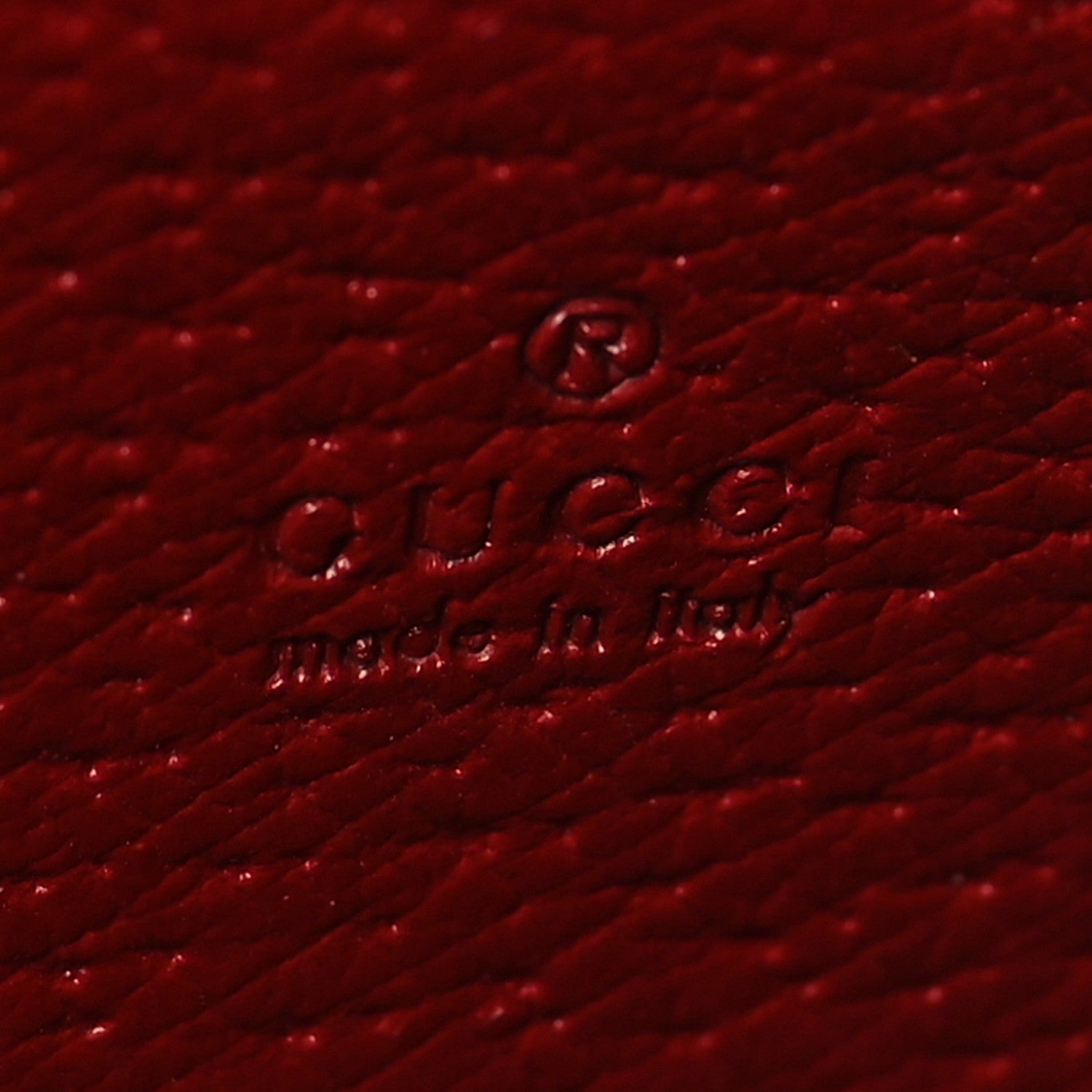 GG Supreme Monogram Tian Chain Wallet Beige Multicolor Red