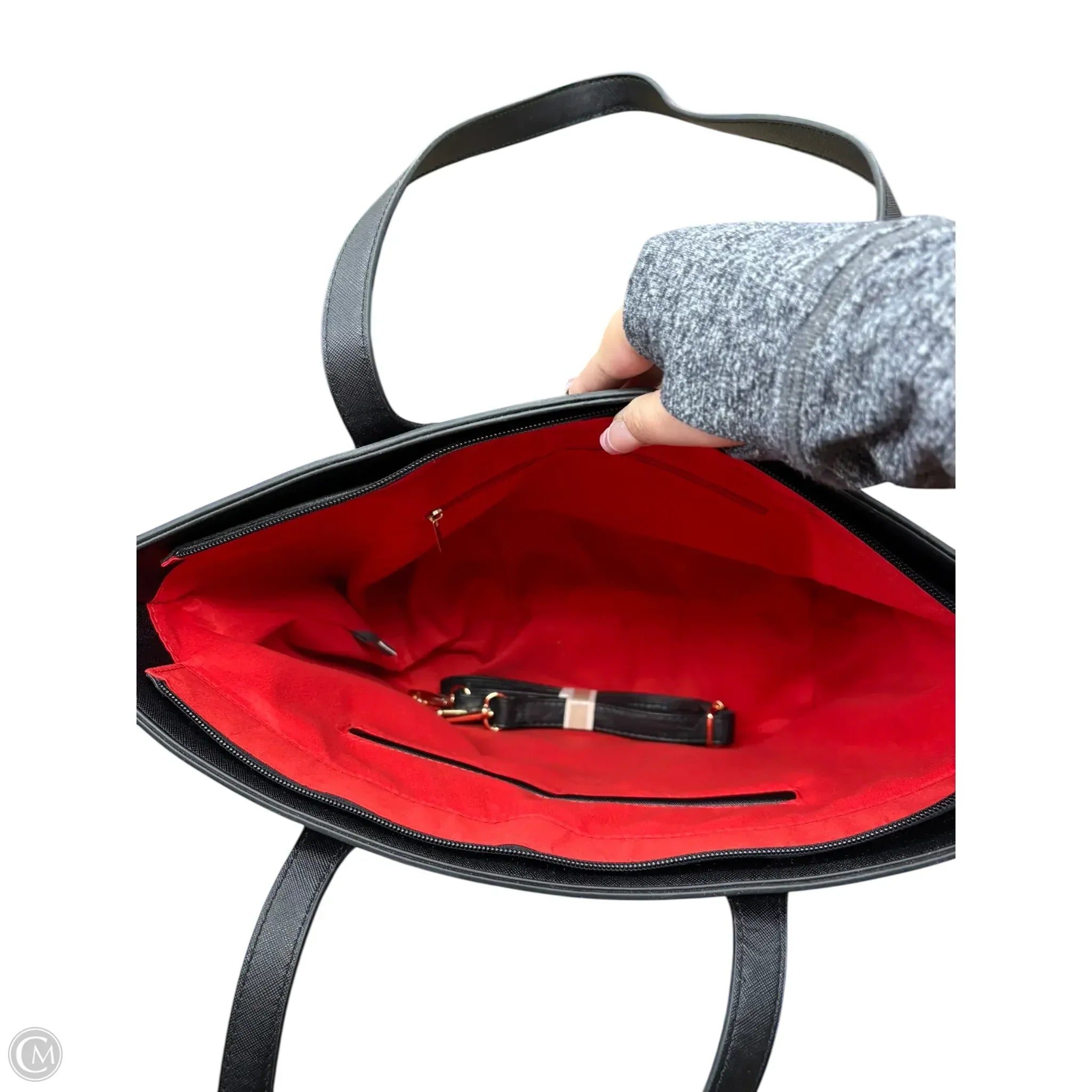 Handbag By Clothes Mentor, Size: Large