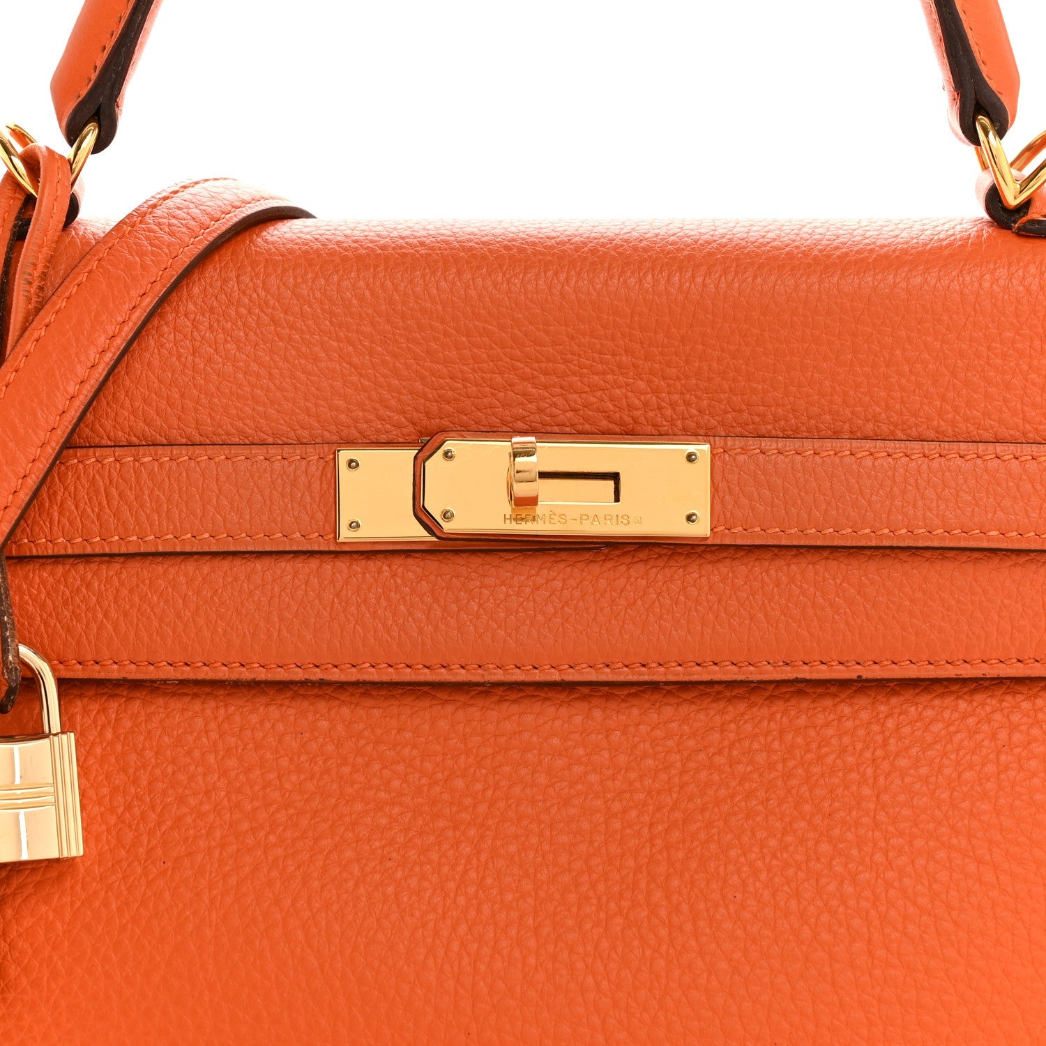 Togo Kelly Retourne 32 Orange