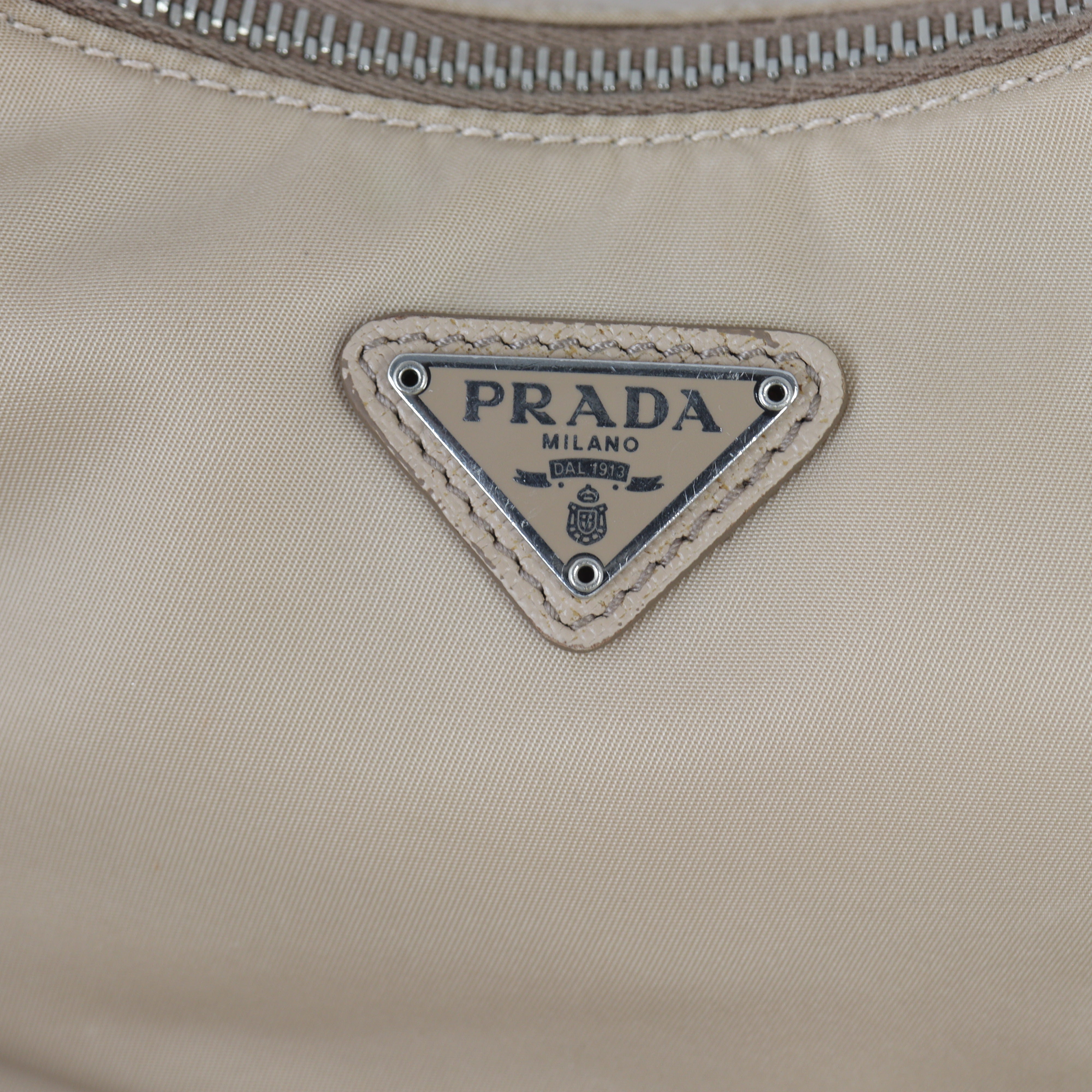 Prada Re-Edition 2005 Tessuto Shoulder Bag