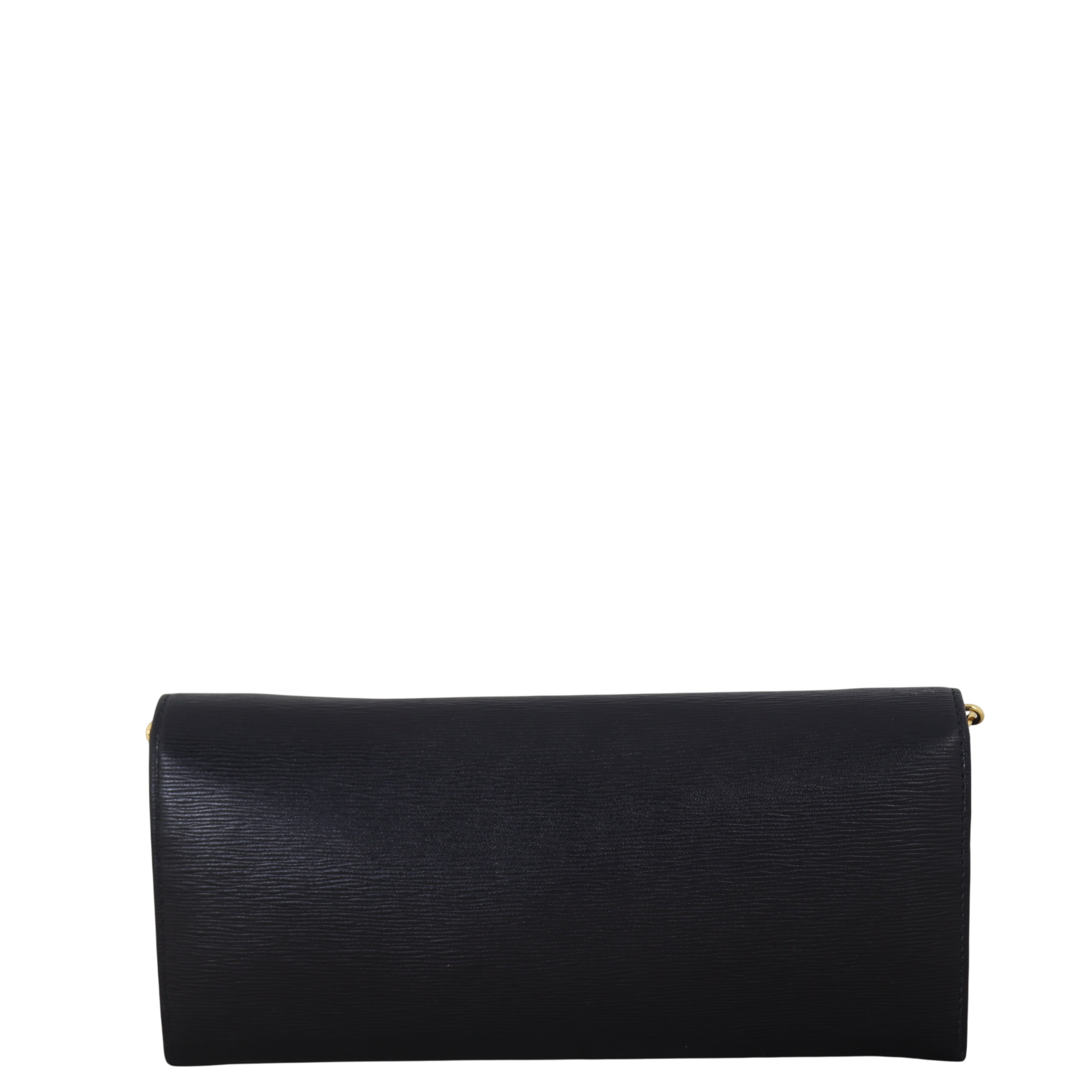 Prada Vitello Move Wallet on Chain