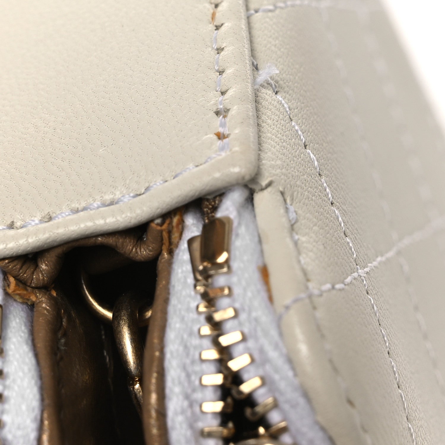 Goatskin Stitched Small Chic Pearls Clutch With Chain  White