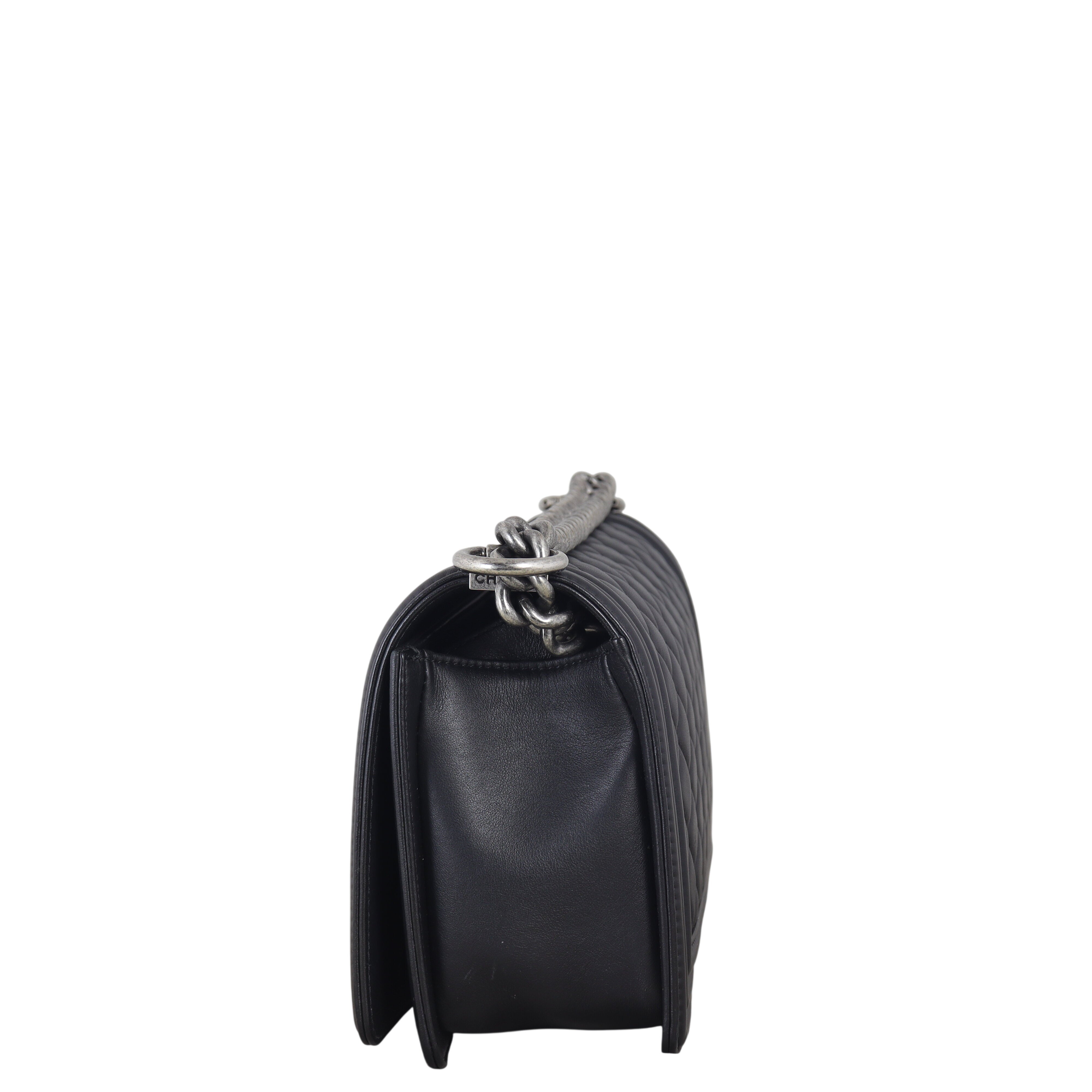 Chanel Boy Old Medium
