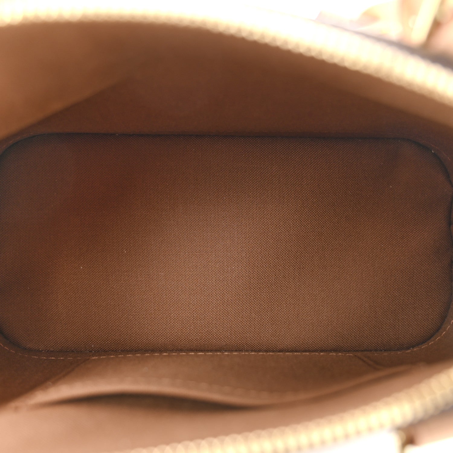 Monogram Alma BB