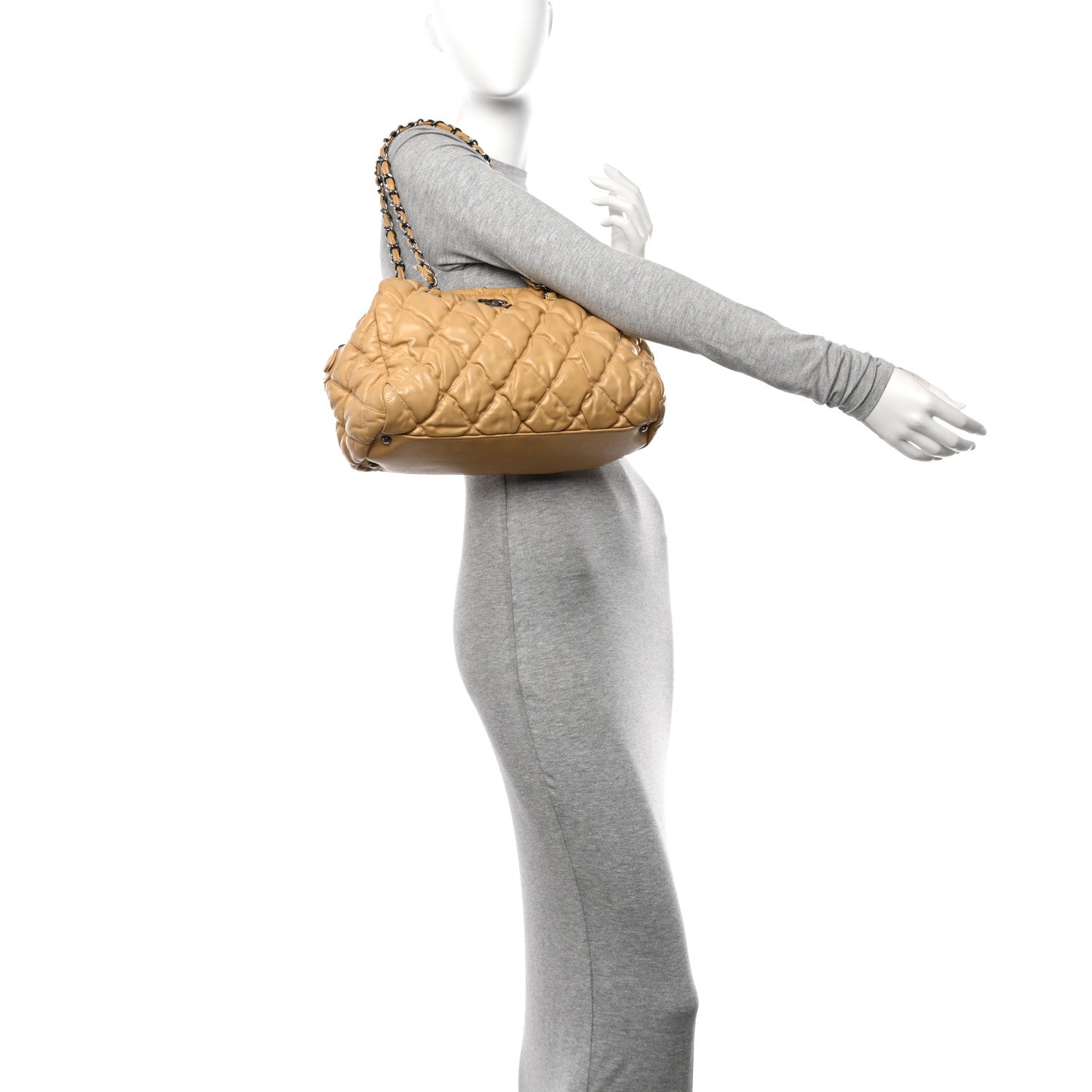 Lambskin Bubble Quilt Bowler Beige