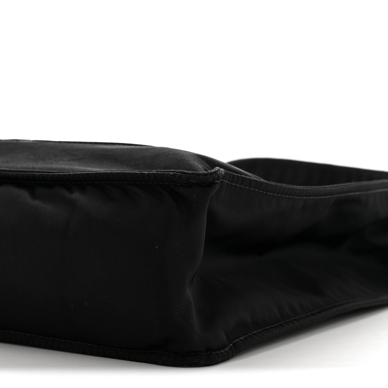 Nylon Button CC Tote Black