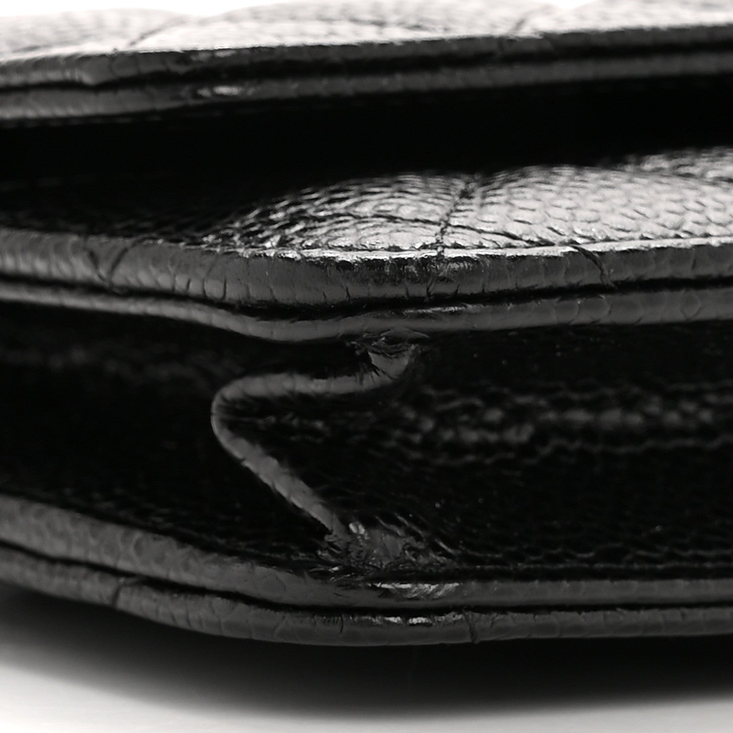 Caviar Quilted Wallet on Chain WOC Black
