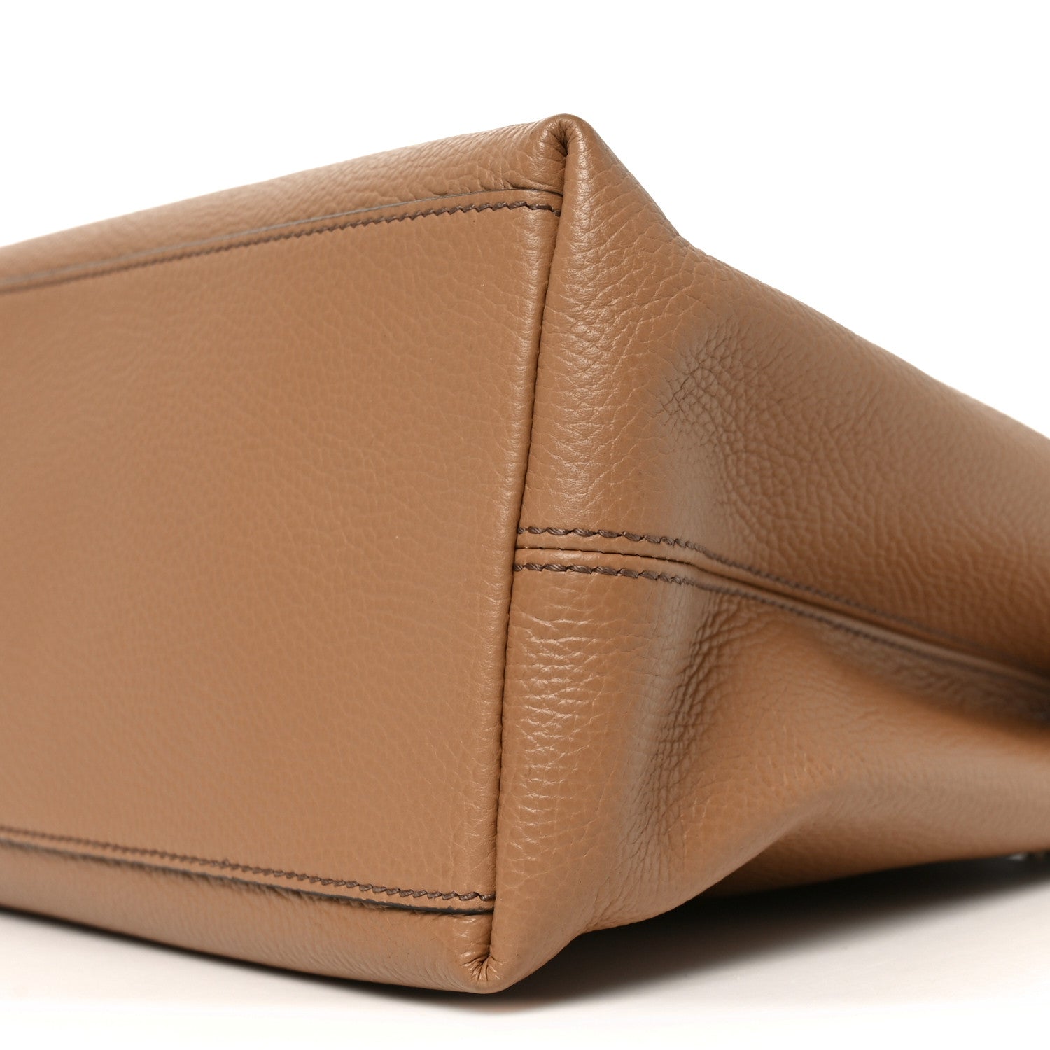 Pebbled Calfskin Medium Soho Chain Shoulder Bag Camelia