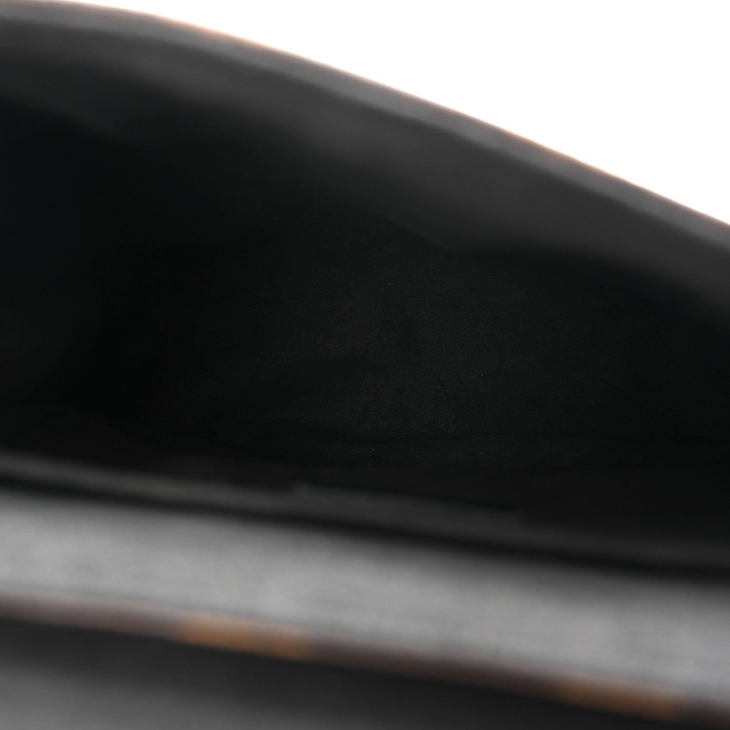 Monogram Locky BB Black