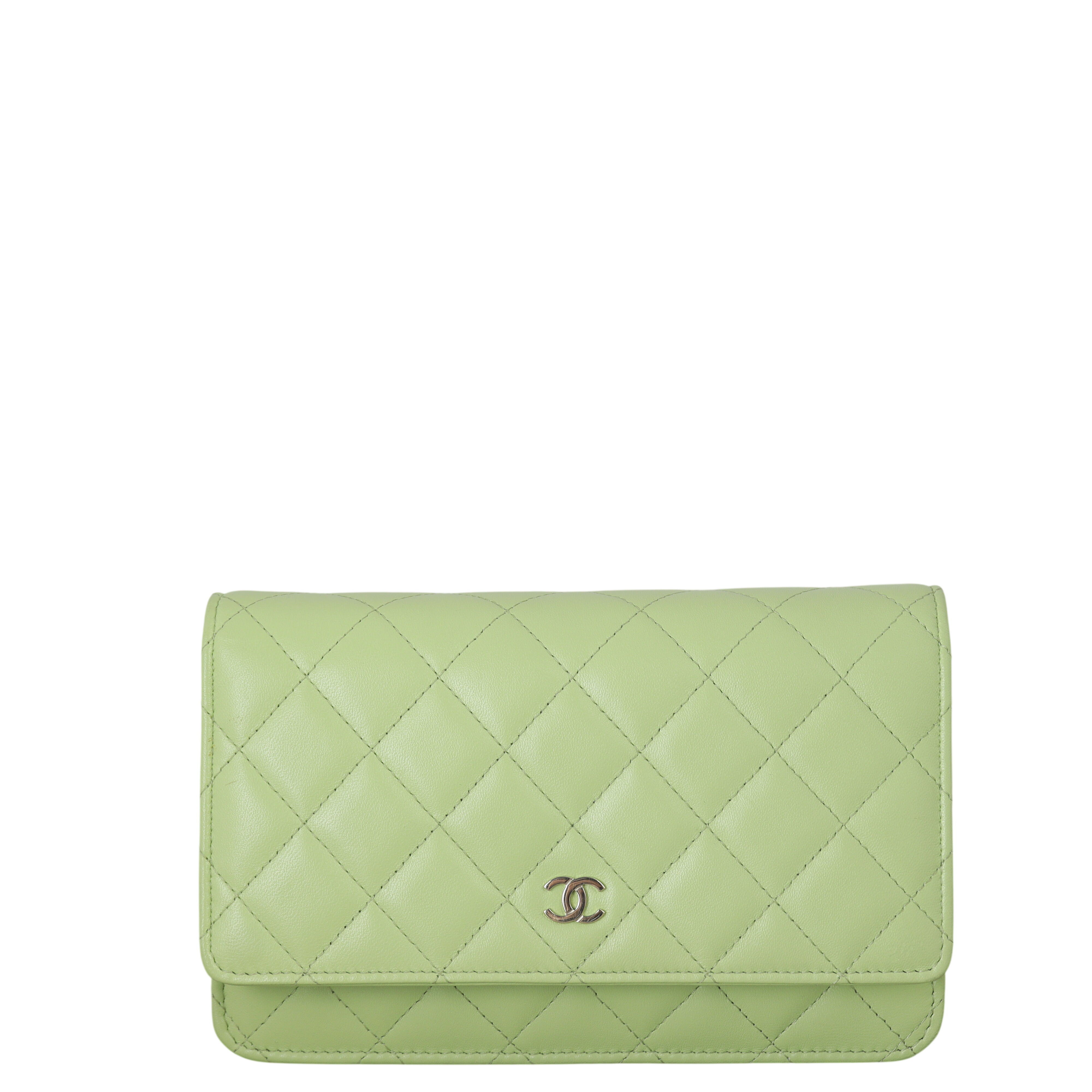 Chanel Classic Wallet on Chain