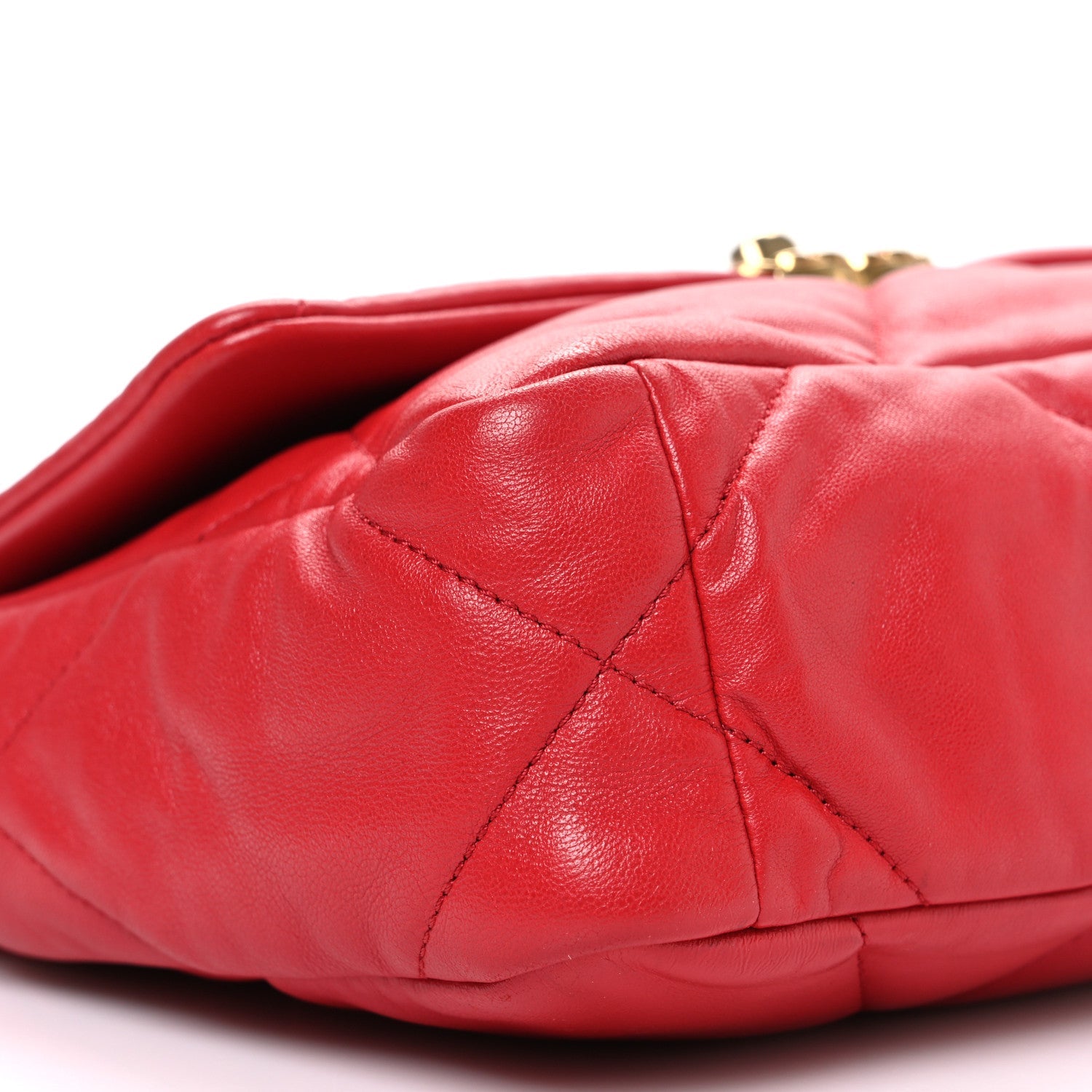 Lambskin Quilted Medium Chanel 19 Flap Red