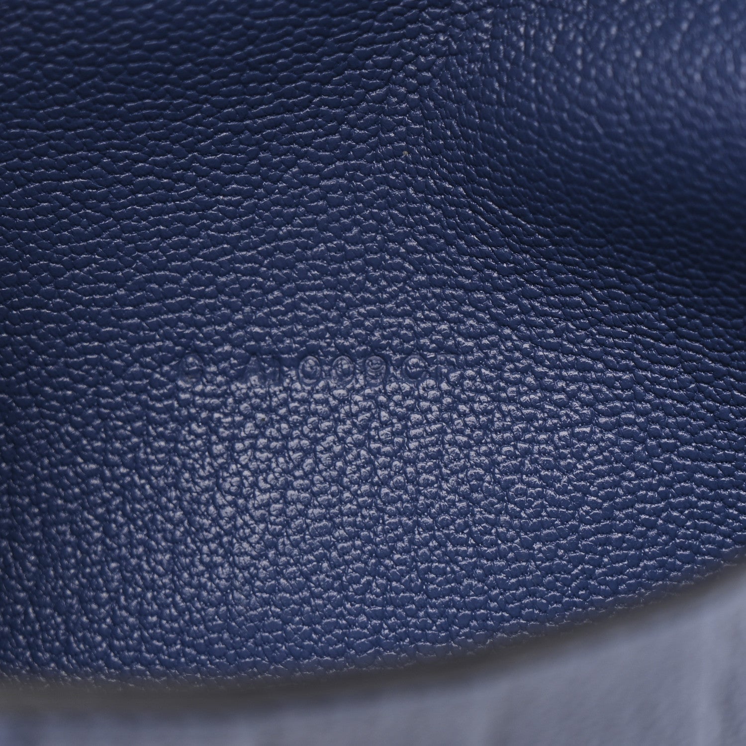 Chevre Mysore Medium Kelly Wallet Bleu Agate