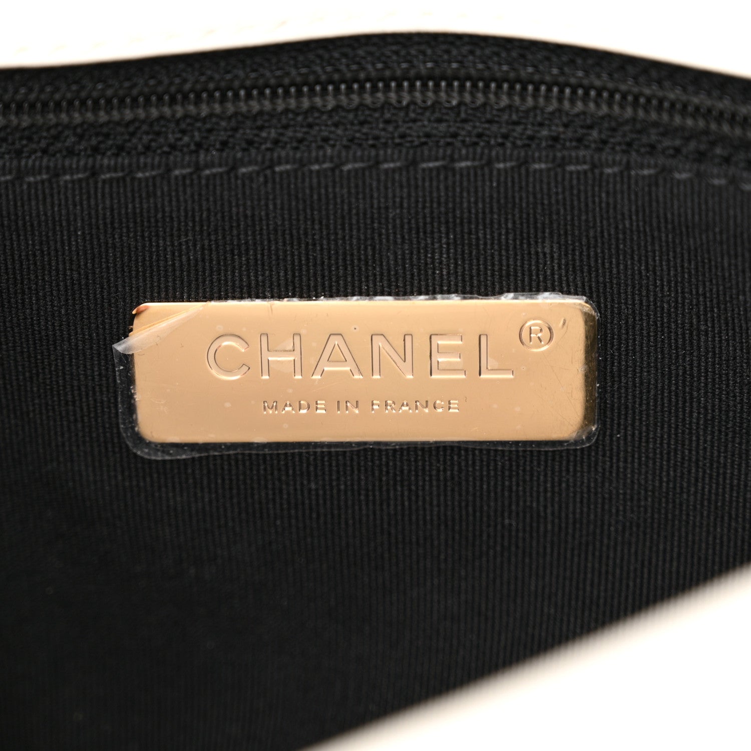 Lambskin Quilted Medium Chanel 19 Flap White