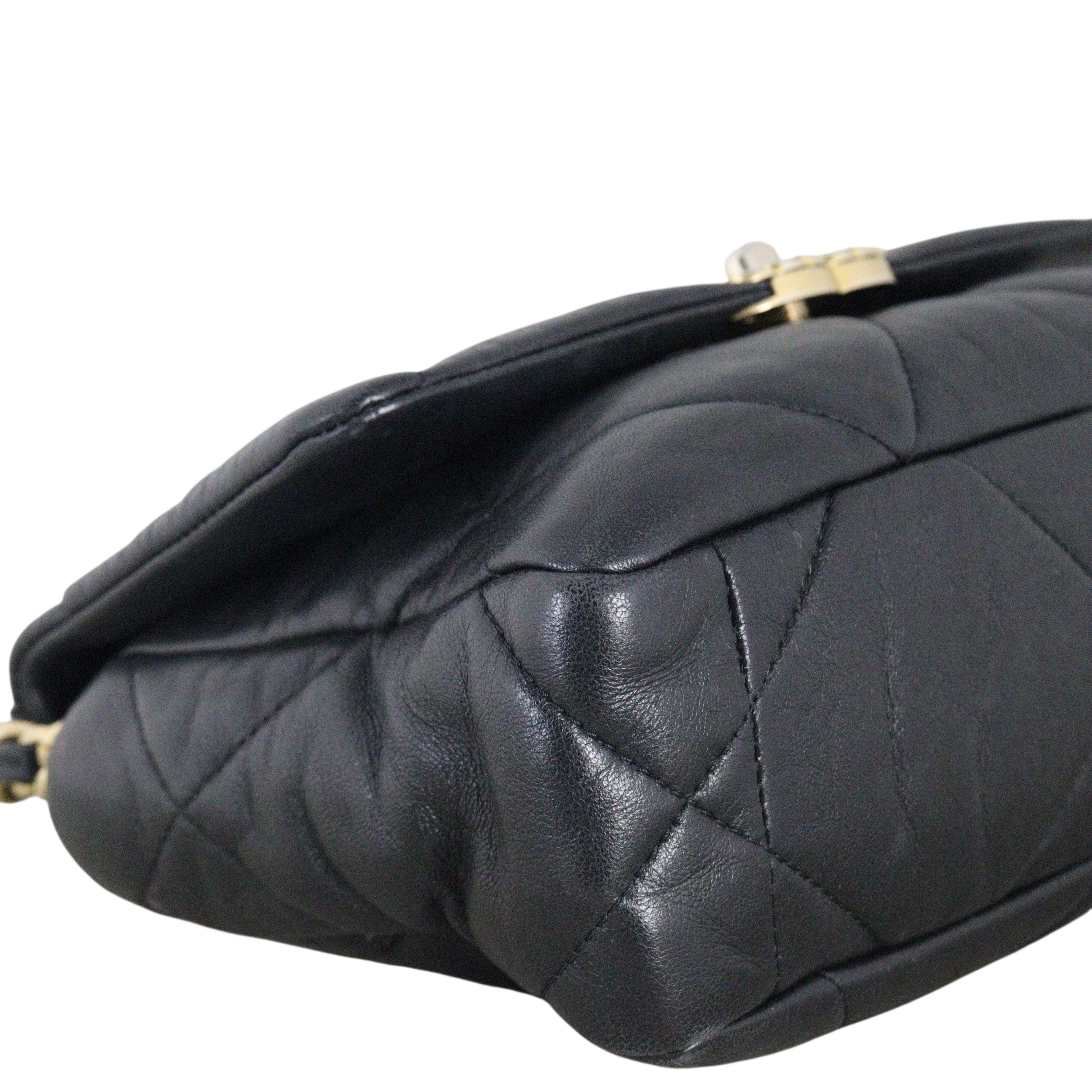 Chanel 19 Flap Bag Medium
