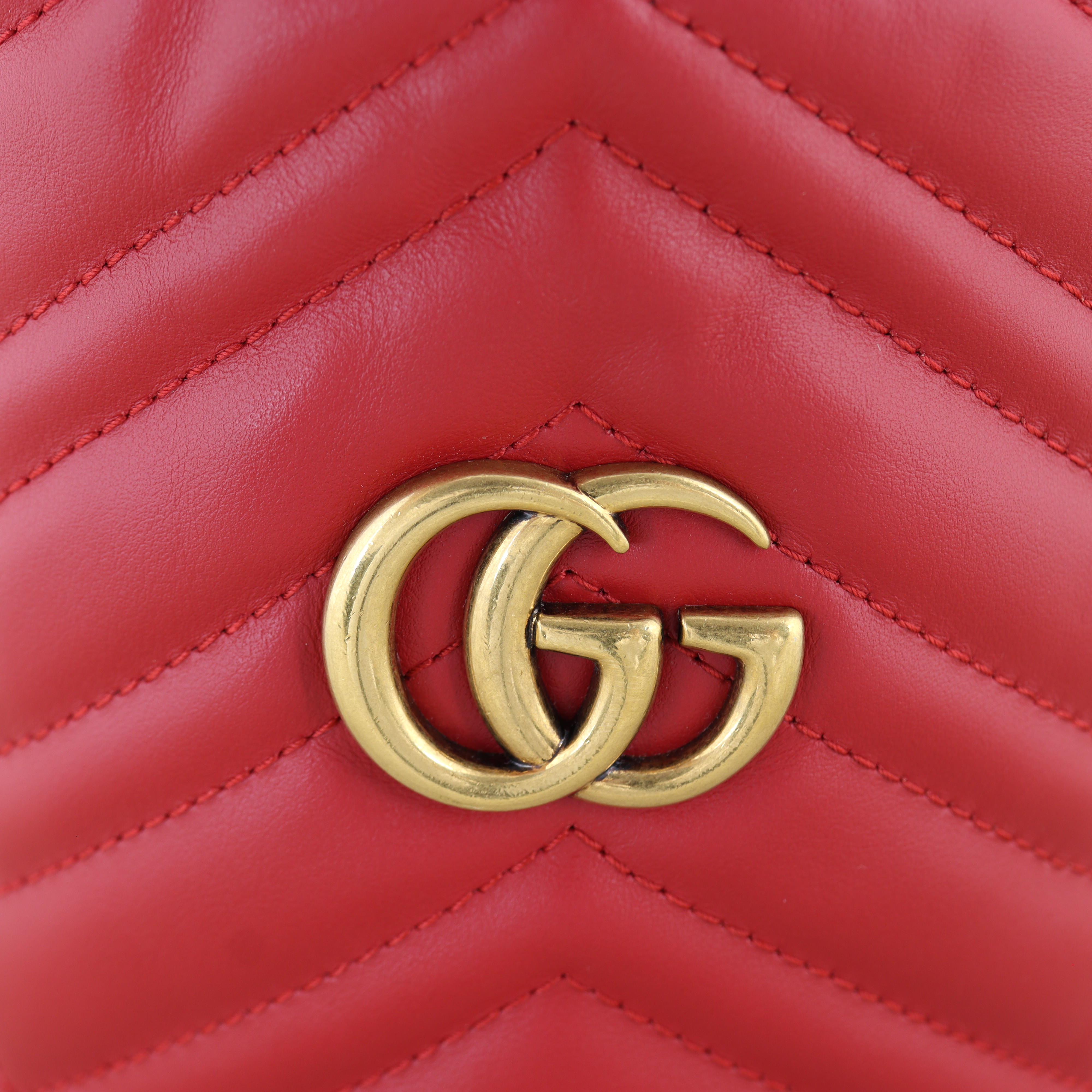Gucci GG Marmont Mini Bucket Bag