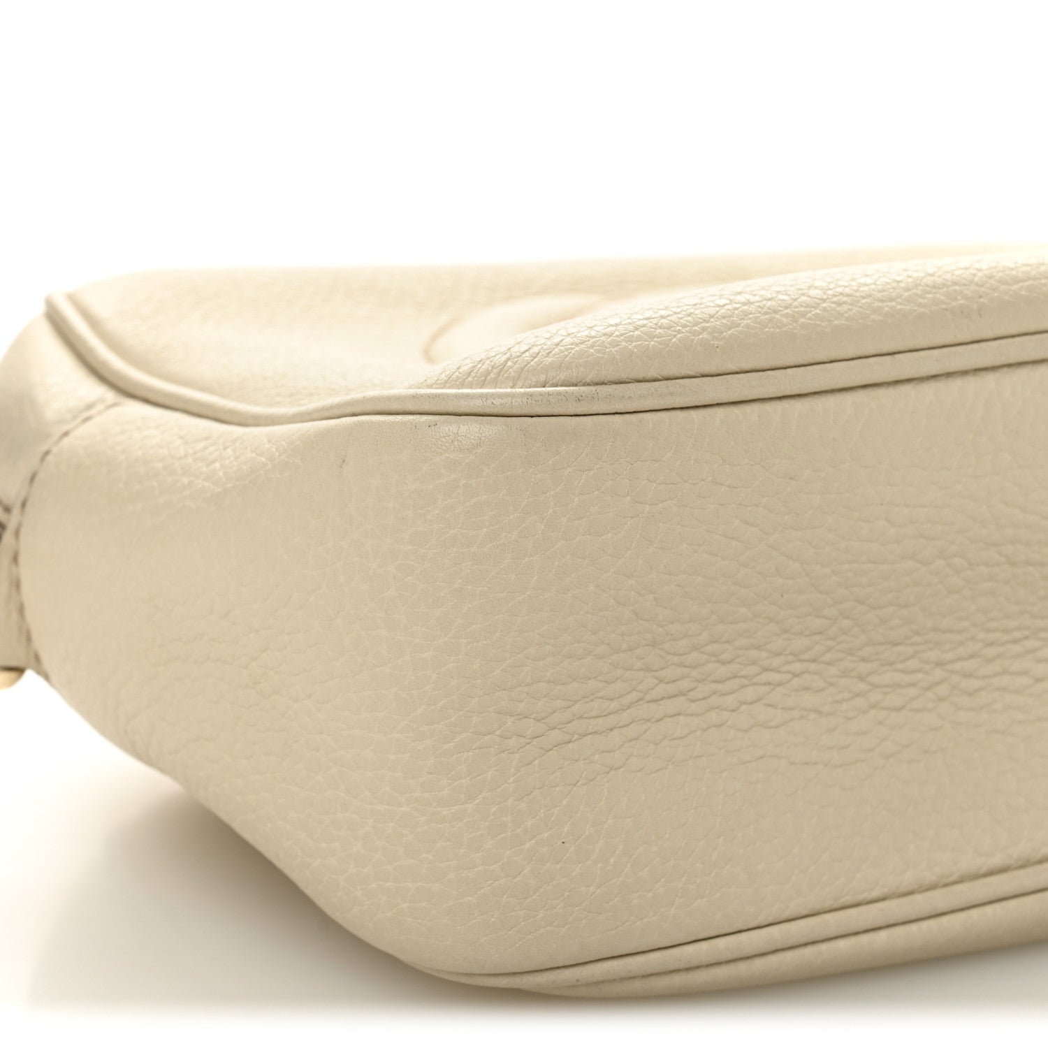 Pebbled Calfskin Small Soho Disco Bag Off White