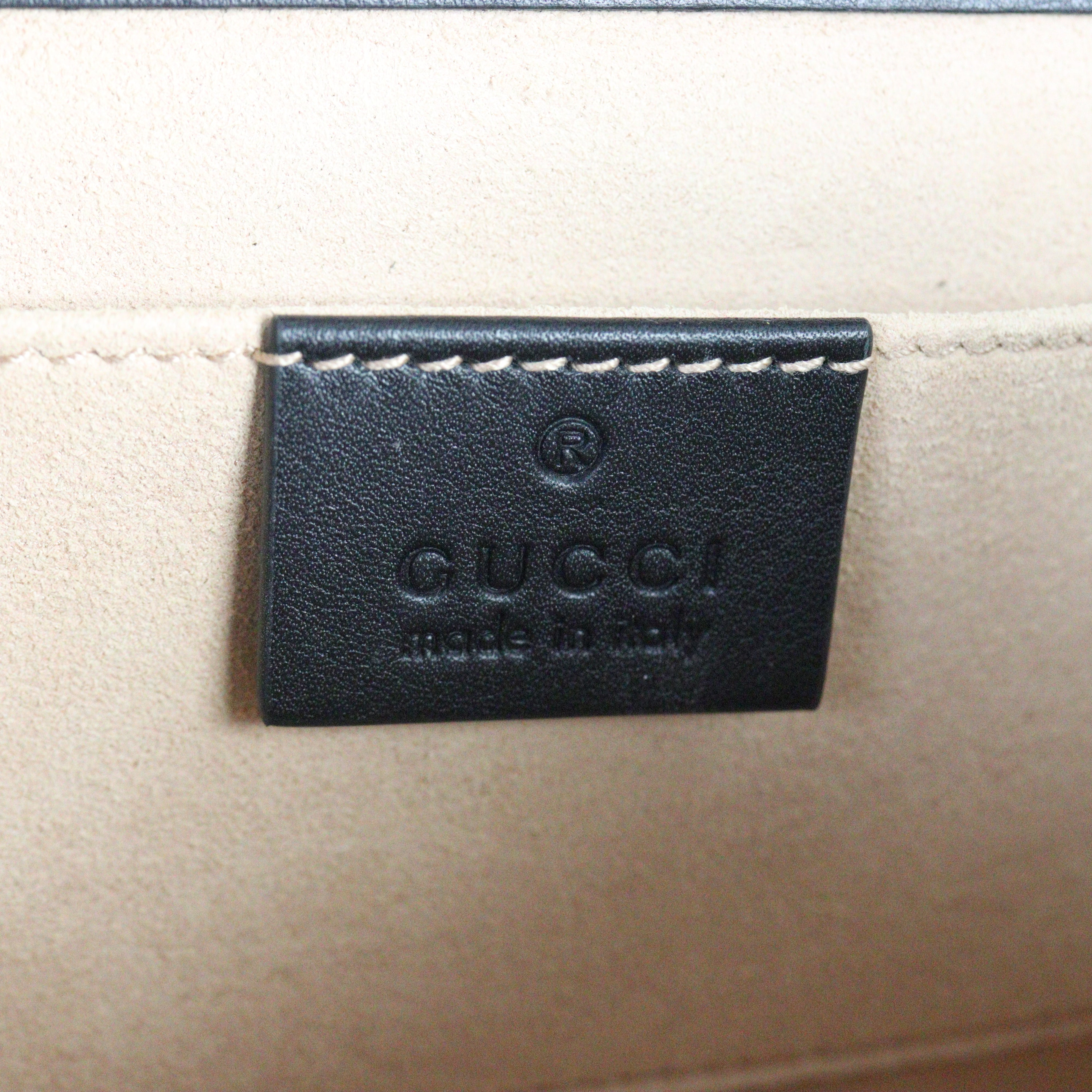 Gucci GG Supreme Bees Padlock Shoulder Bag