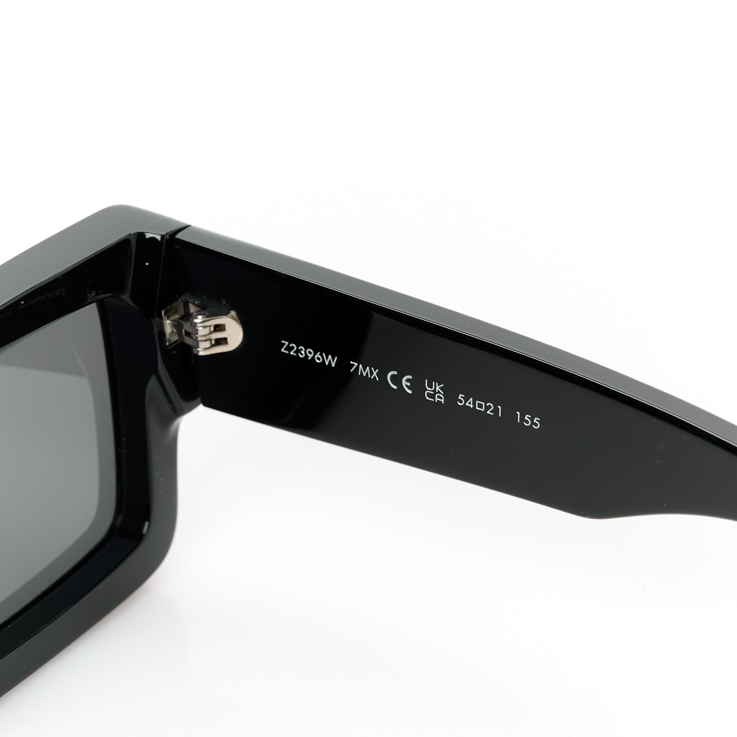 Acetate LV Clash Pearls & Strass Sunglasses Z2396W Black
