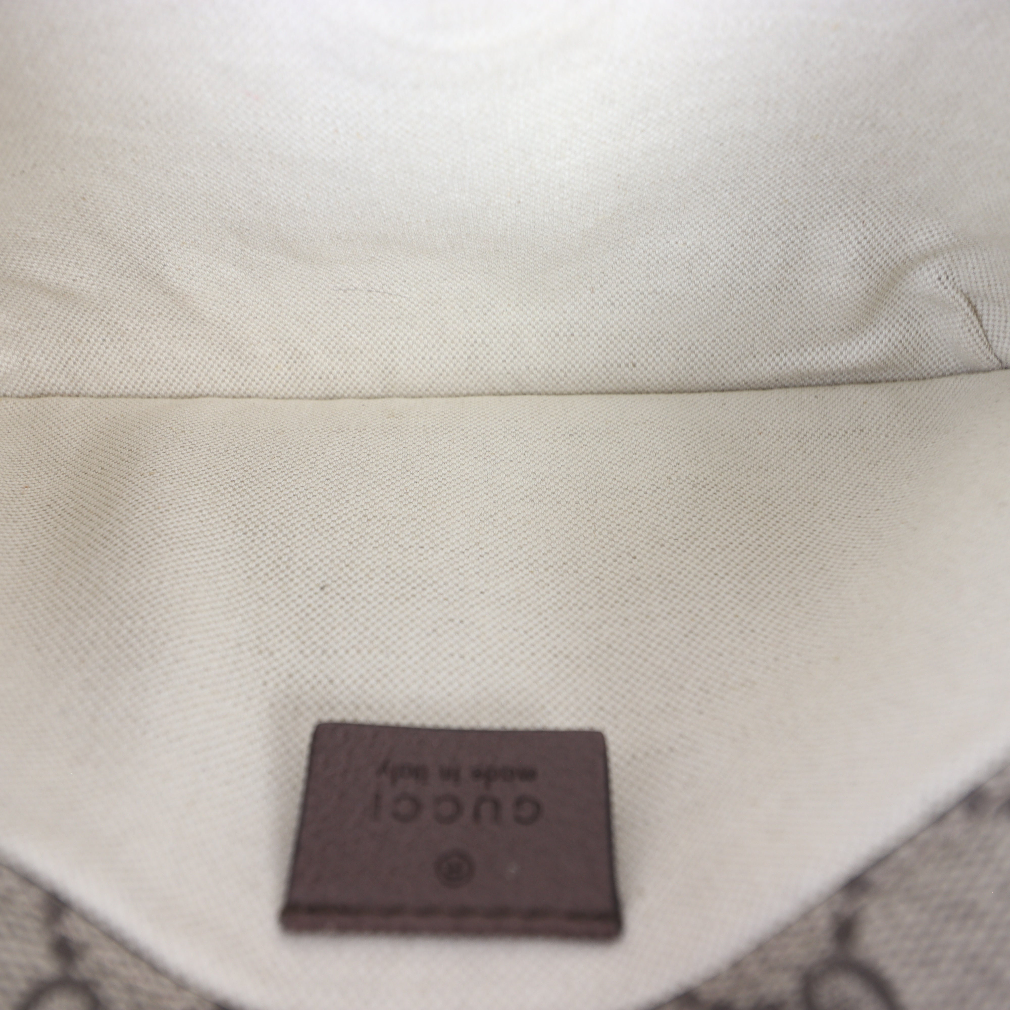 Gucci Neo Vintage GG Supreme Belt Bag