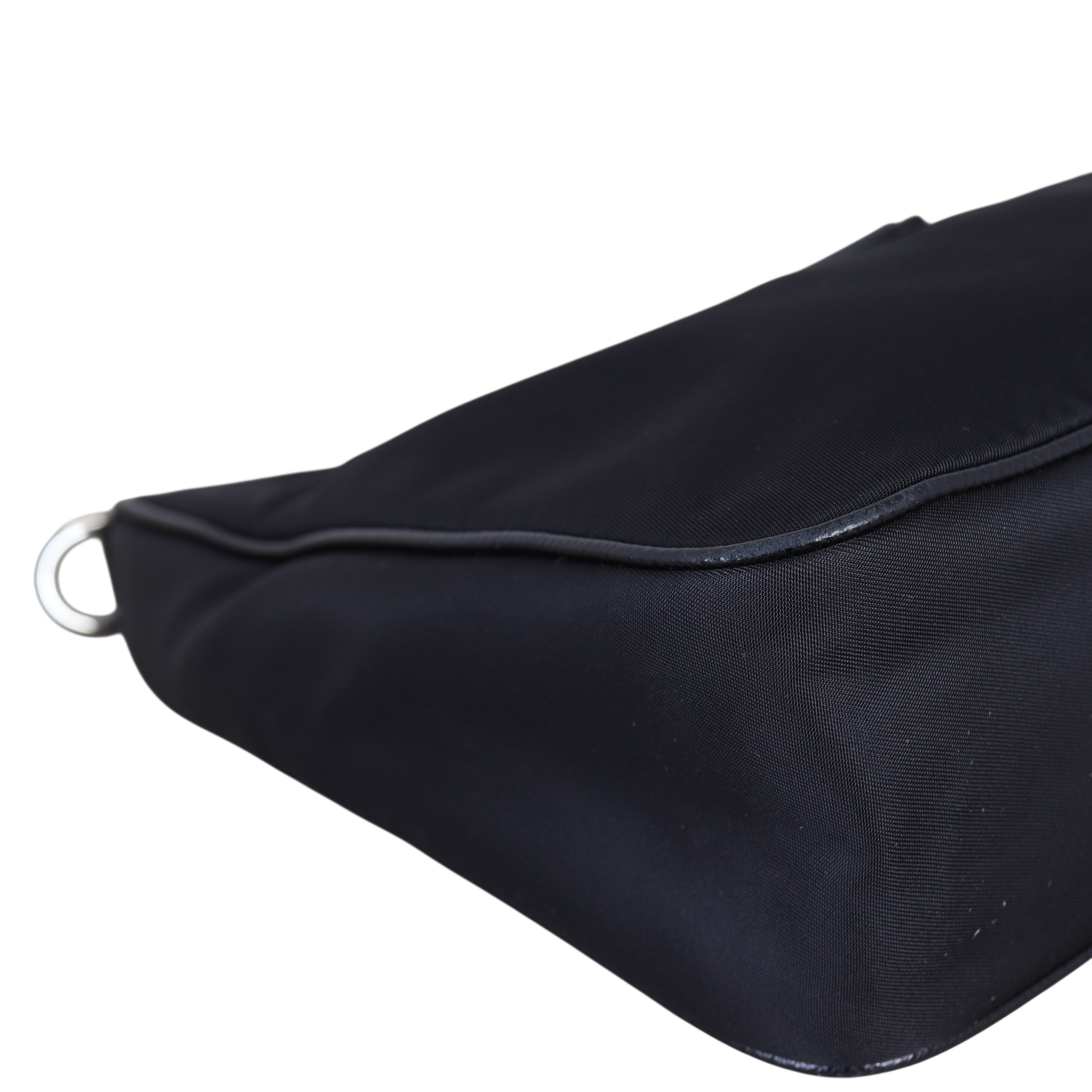 Prada Re-Edition 2005 Tessuto Shoulder Bag