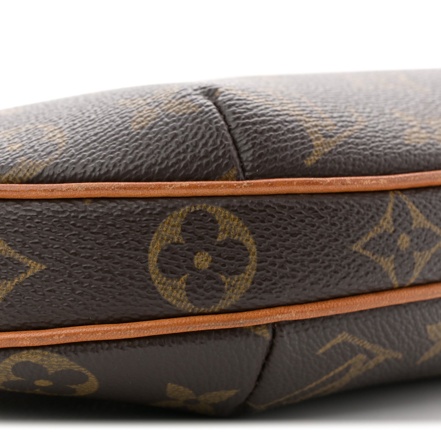 Monogram Croissant PM