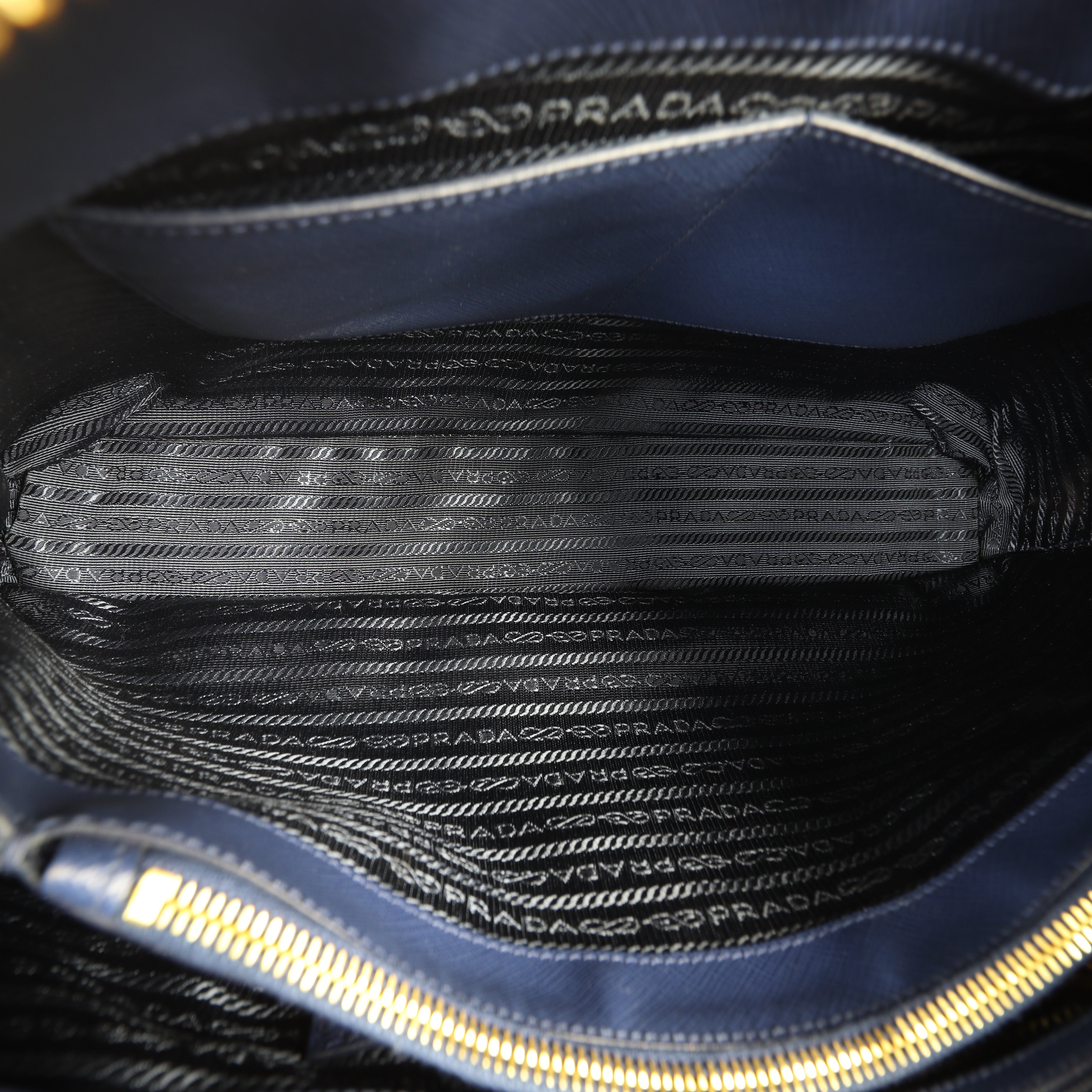 Prada Saffiano Lux Promenade Medium